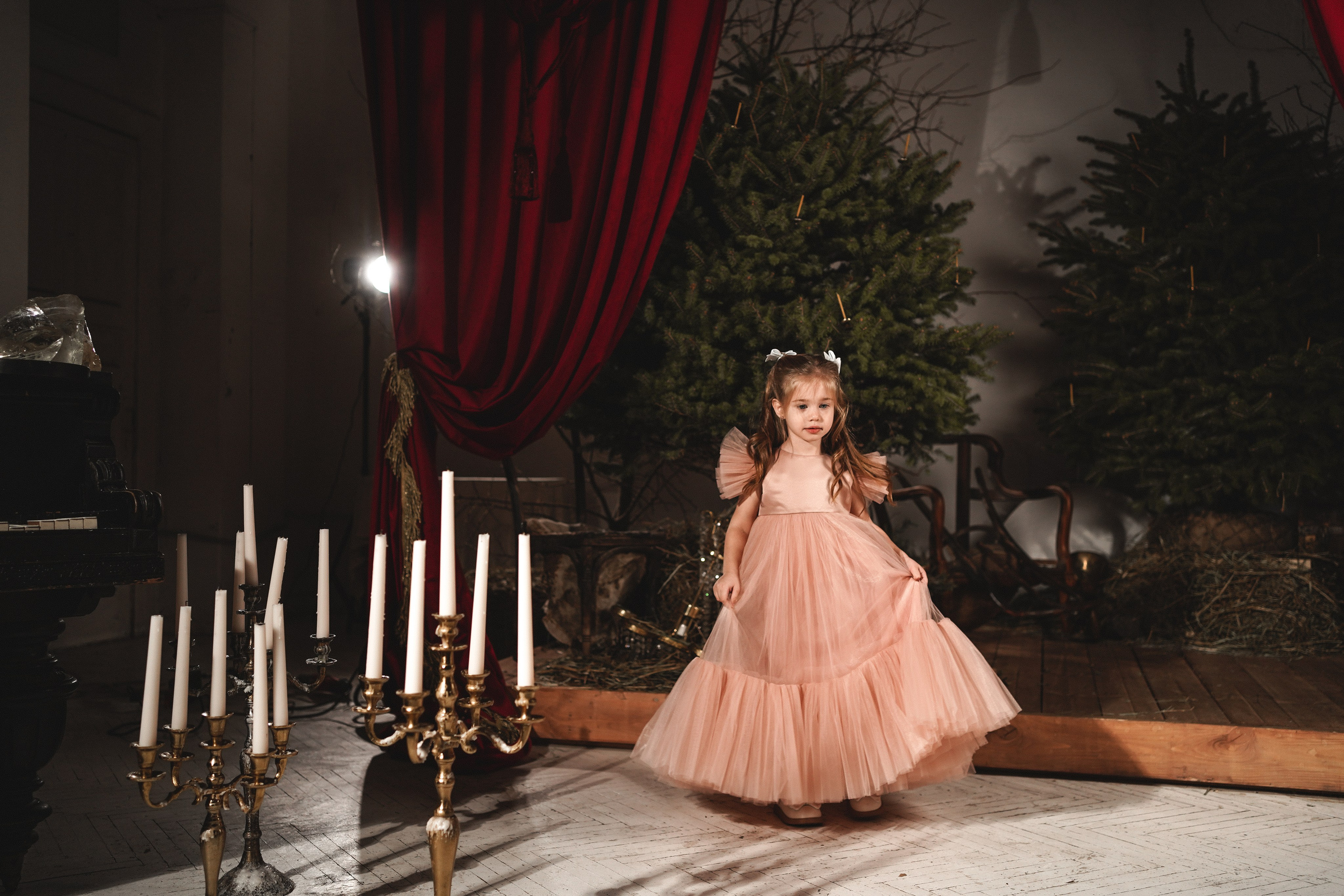 Уличная семейная фотосессия в Ростове-на-Дону. Фотограф Аксай, Новочеркасск. Свадебный фотограф в Ростове-на-Дону. Таинство Крещения и Венчания, семейные фотосессии. Алёна Чёботова