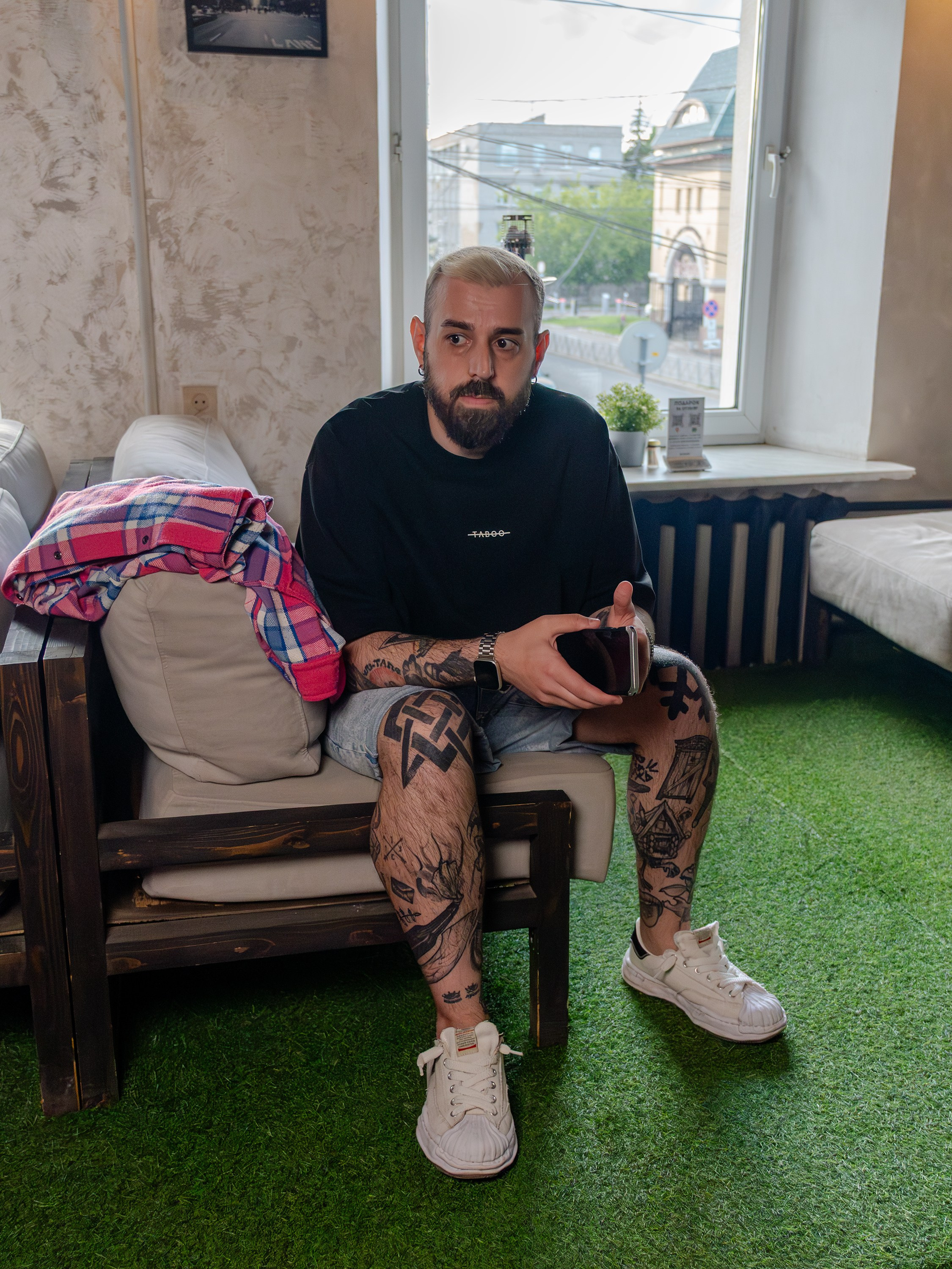 Проведение дегустации продукции HiT в городе Ярославль. JOHNNY SOLOVEV VISION