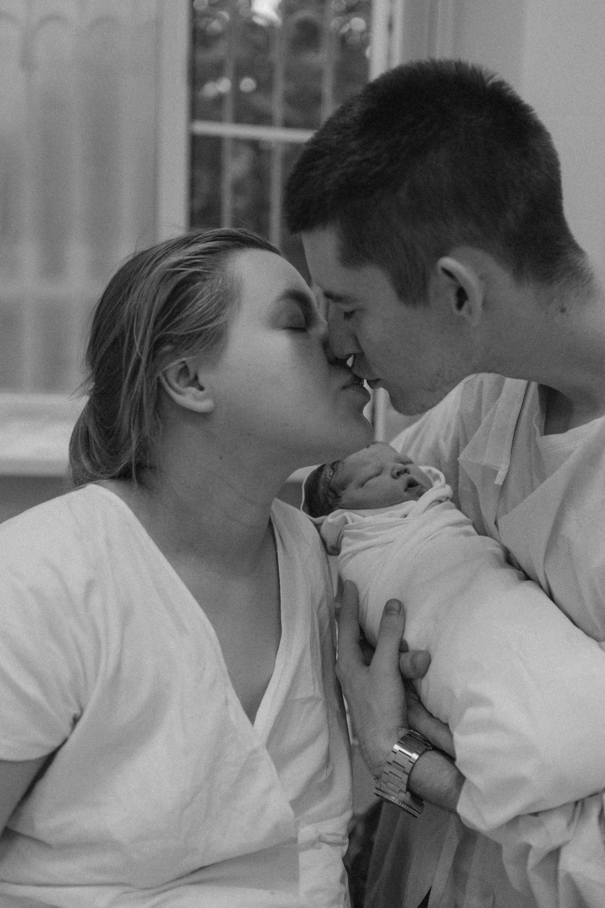 Рождение Милены. Семейный фотограф и фотограф на роды в Ростове-на-Дону Мухина Виктория