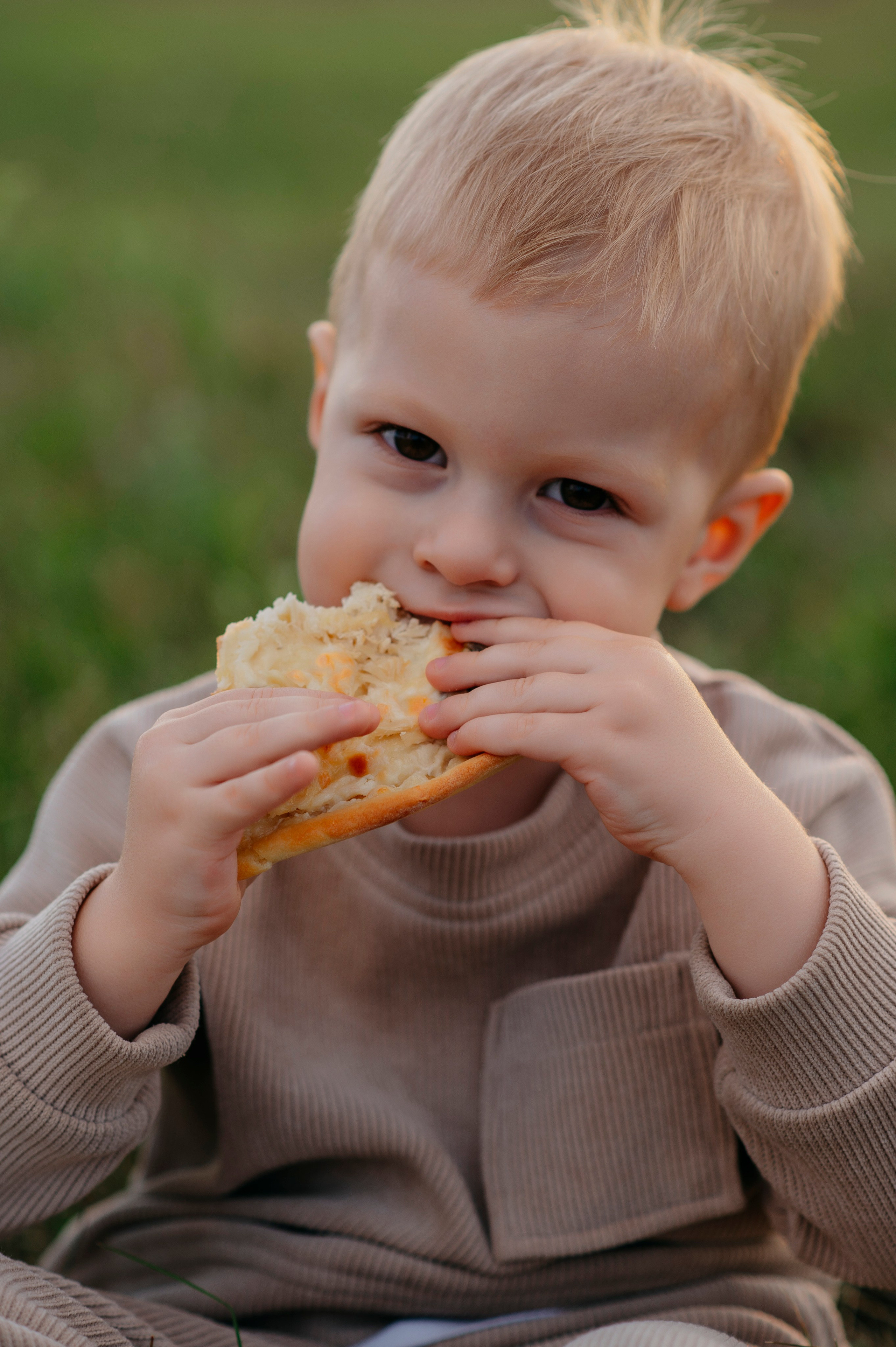 Семейная прогулка на закте. Фотограф Дарья Семина
