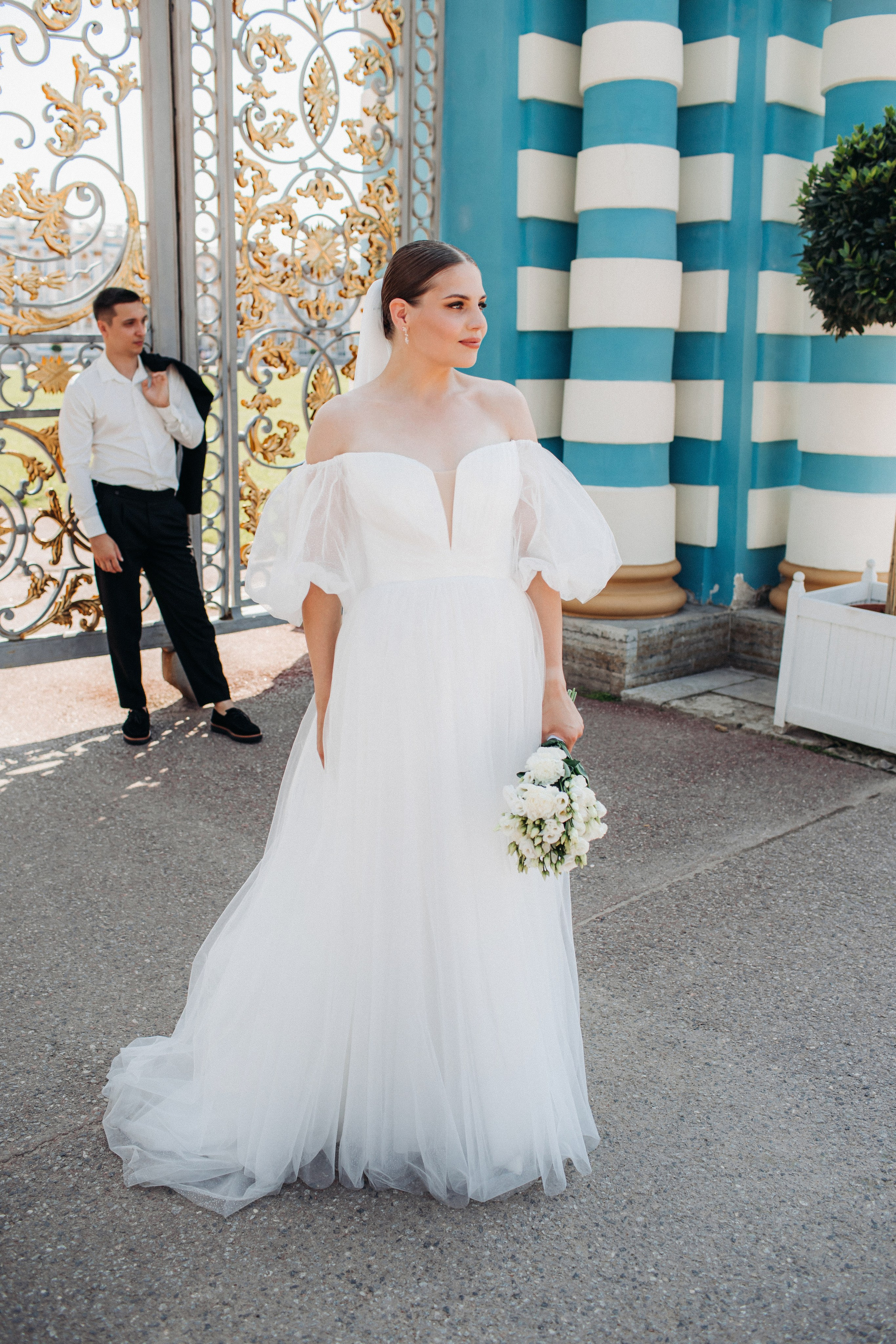 Vlad & Nadya (Saint-Petersburg, Russia). Destination wedding photographer Peter Letu