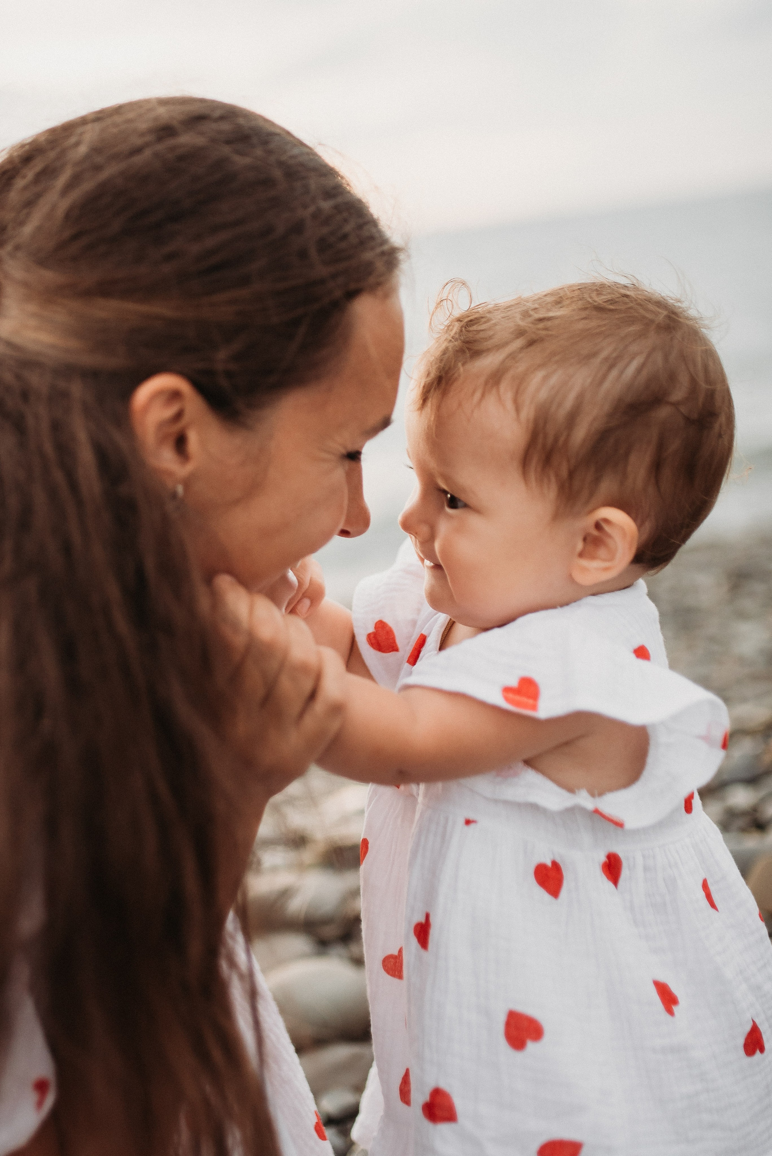 Семейная морская фотосессия на берегу Сочи. Фотограф в Сочи — Маргарита Поганова