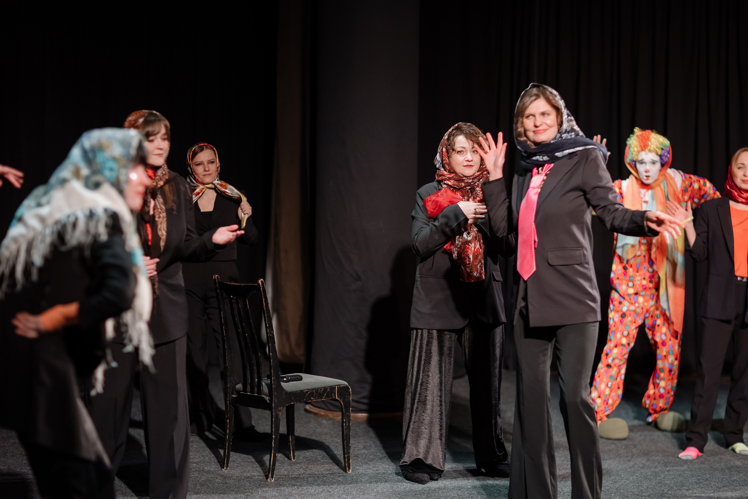 Спектакль. Свадебный фотограф