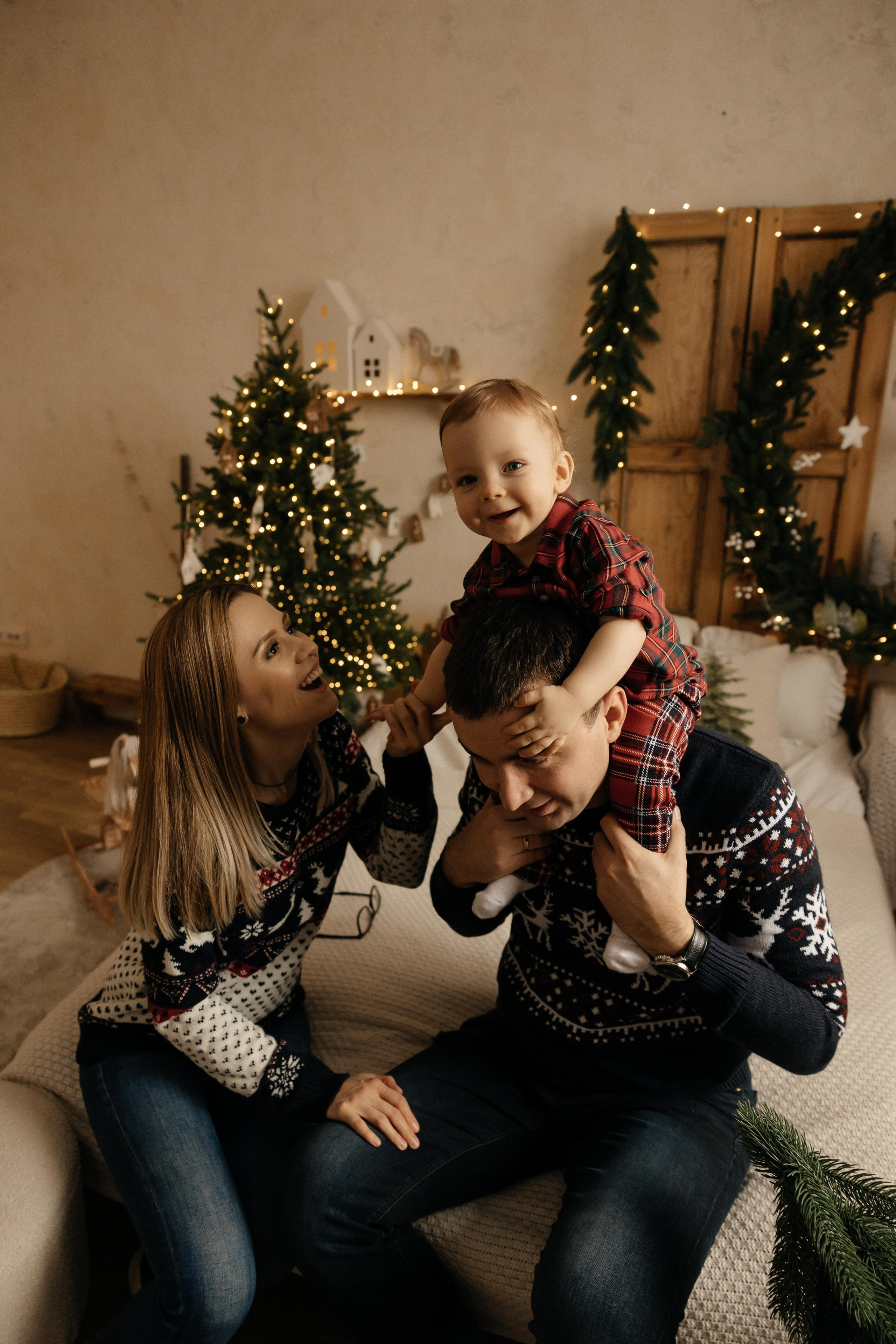 Семейная фотосессия для Ромы, Юлии и маленького Левы. Свадебный и семейный фотограф Рассказова Виктория