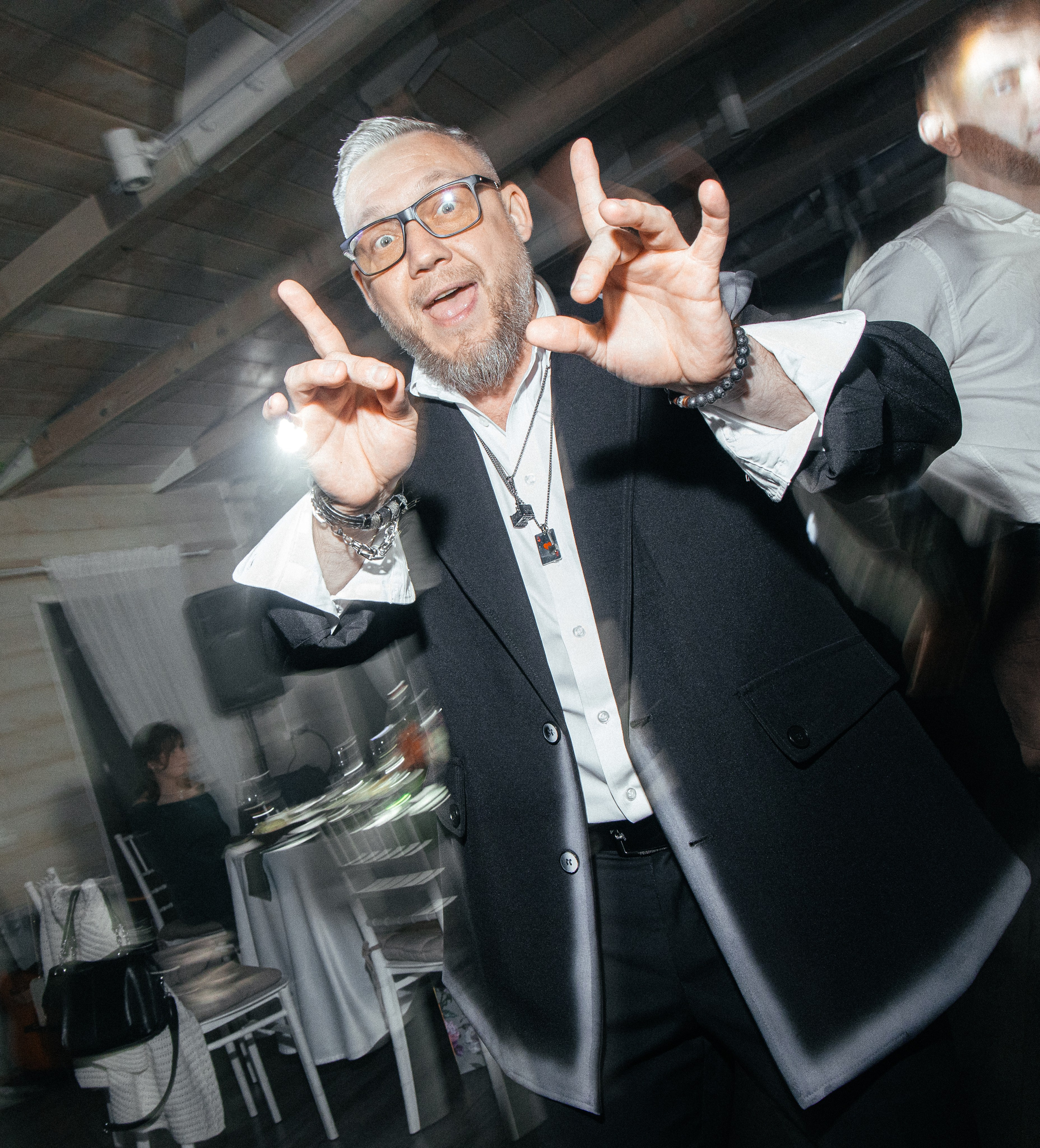 Свидетель Корги. Артём Бачурин — свадебный фотограф Воронеж