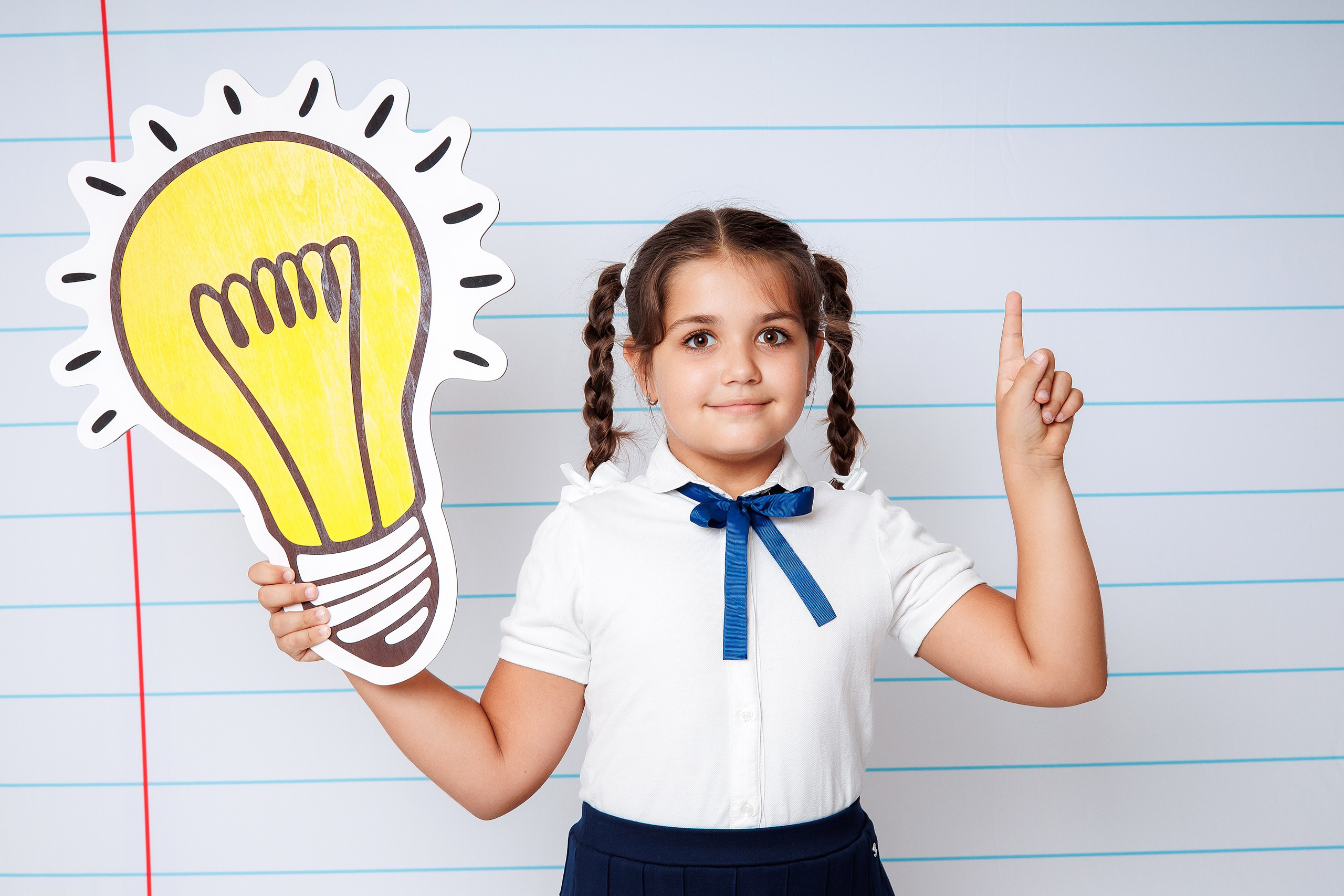 ИНТЕРЬЕРНЫЙ ФОТОФОН. Выпускные альбомы в Донецке и ДНР. Фотограф Донецк и ДНР