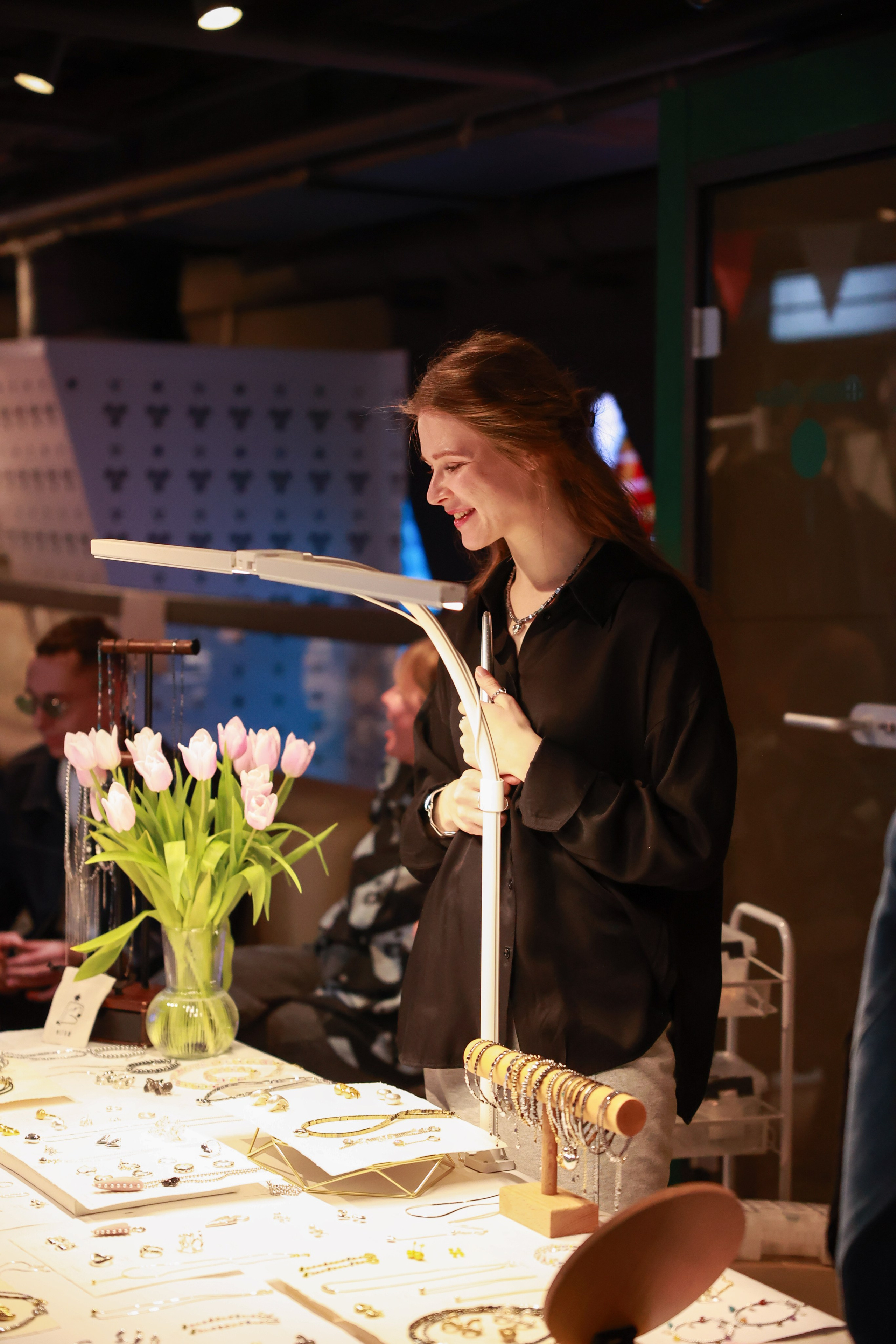 7–8 марта 2025 в пространстве «Три вокзала. Депо» / День 1 / фото Саша Жукова. Фотоотчеты «Ламбада-маркета»