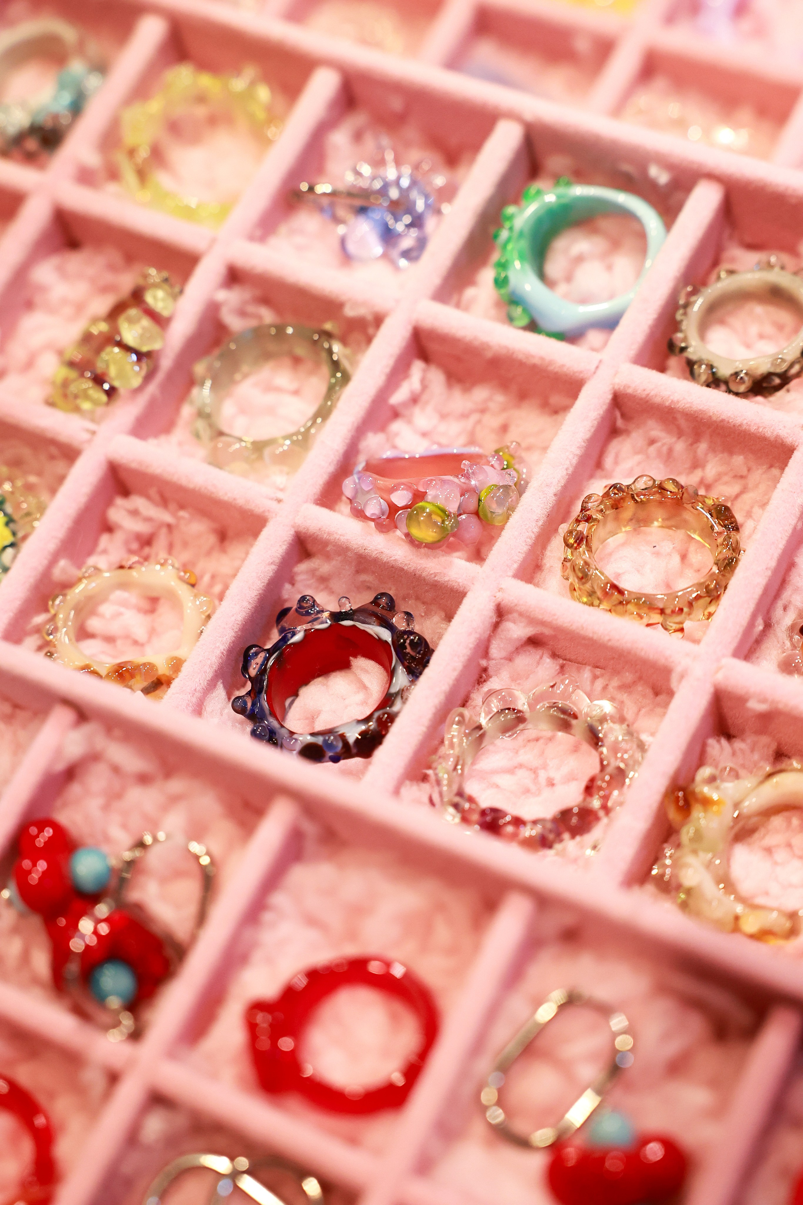 7–8 марта 2025 в пространстве «Три вокзала. Депо» / День 1 / фото Саша Жукова. Фотоотчеты «Ламбада-маркета»