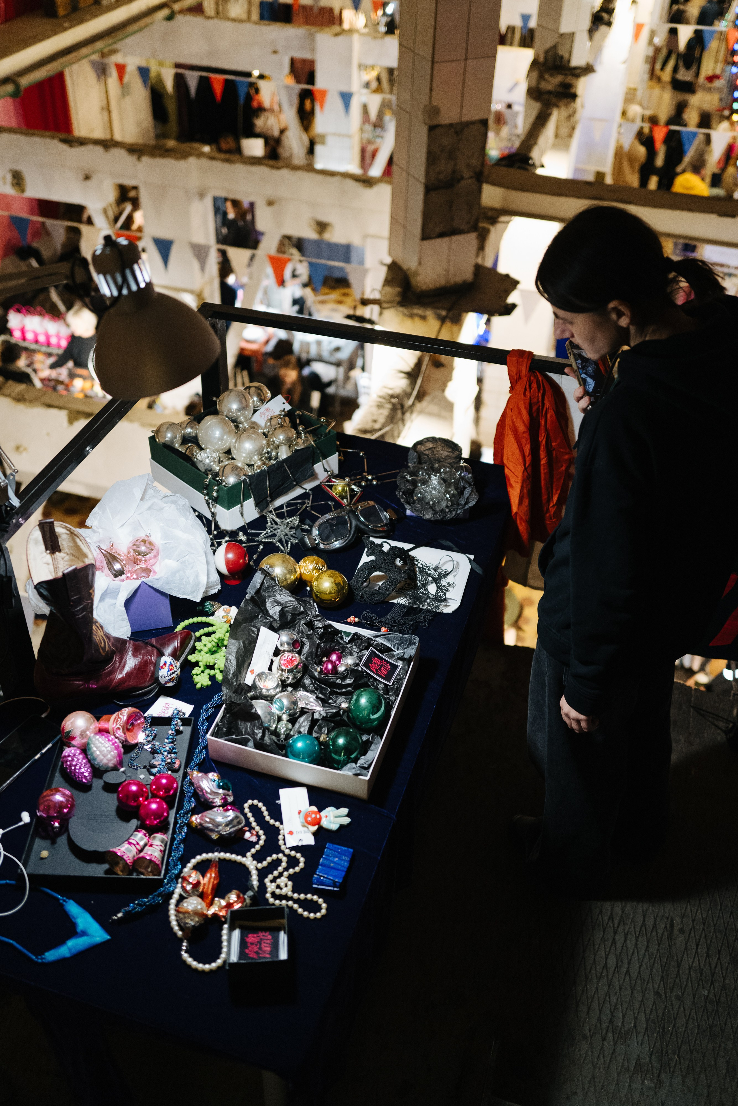 16 ноября 2024 в пространстве «Кристалл» / фото Валерий Белобеев. Фотоотчеты «Ламбада-маркета»