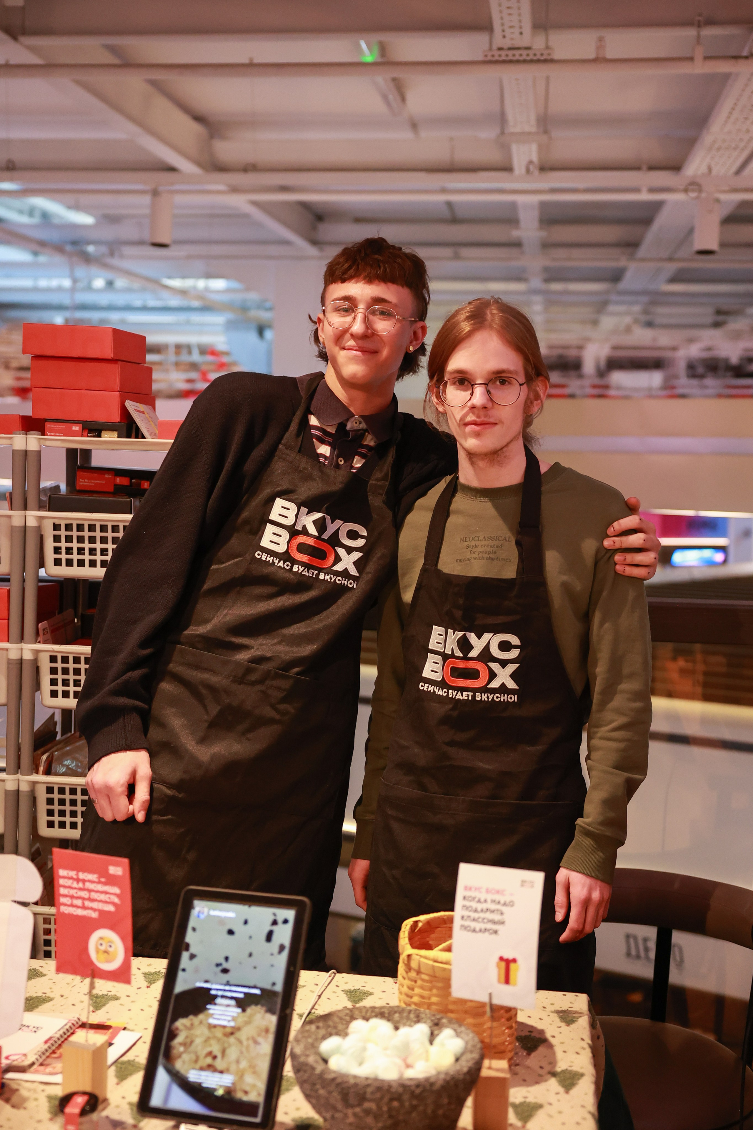 7–8 марта 2025 в пространстве «Три вокзала. Депо» / День 1 / фото Саша Жукова. Фотоотчеты «Ламбада-маркета»