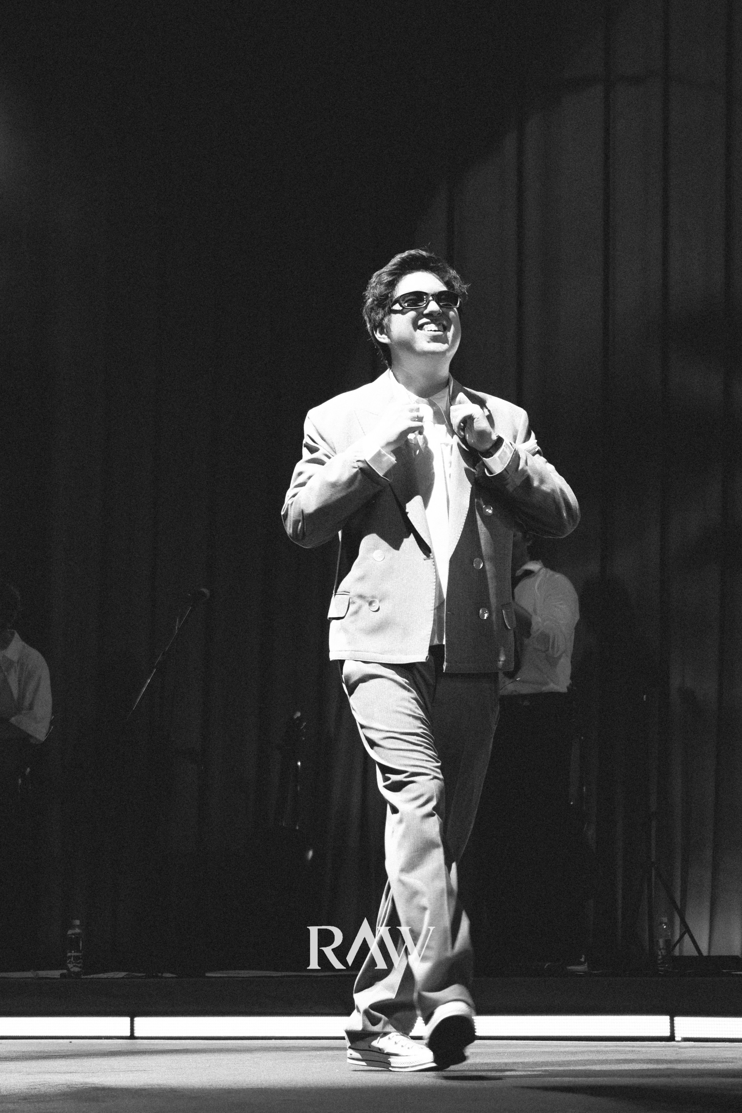 M'Dee Solo Concert. Maksiimiliano Raw фотограф Алматы
