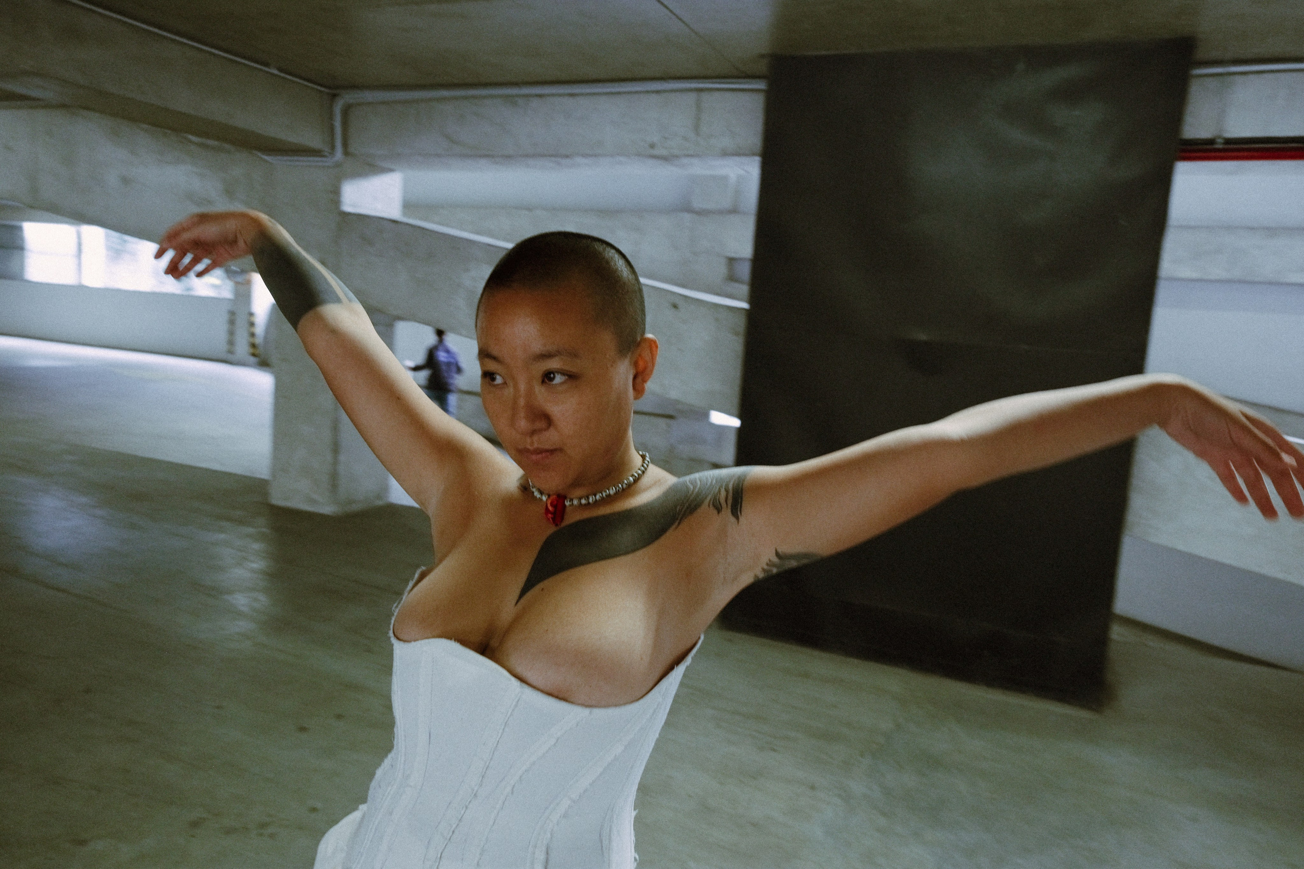 Tibetan girl. Photographer Tbilisi