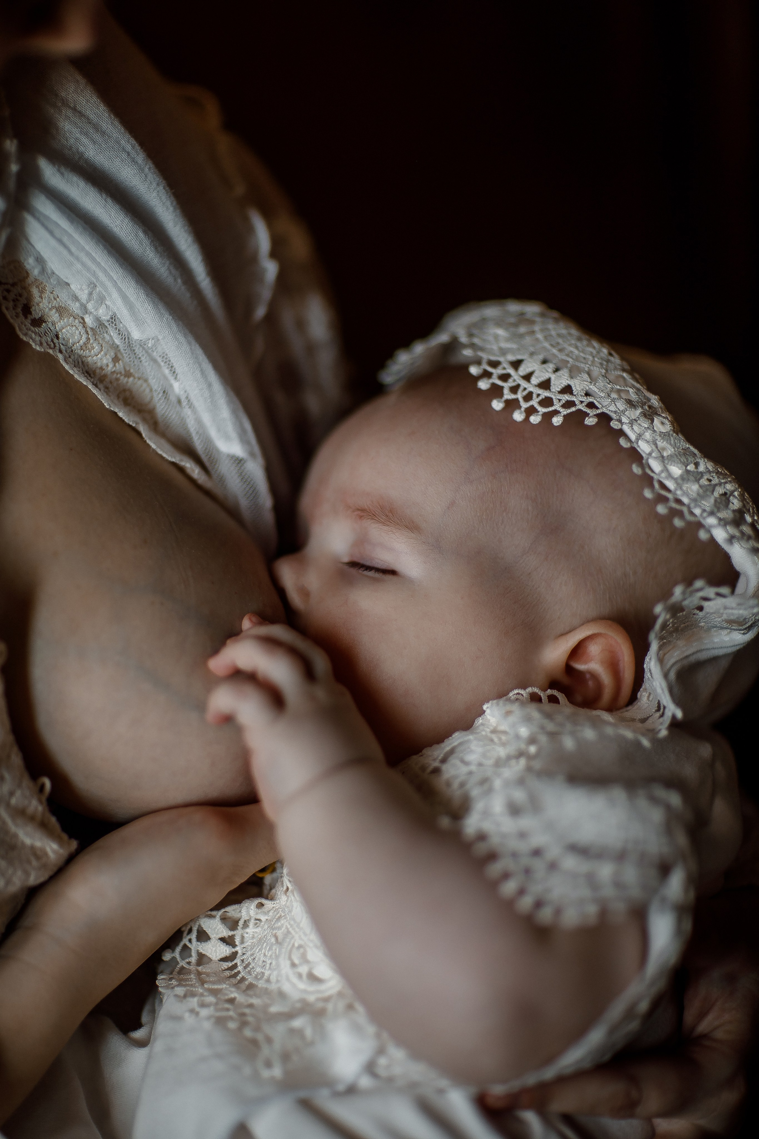 Таинство крещения. Фотограф материнства и таинства кормления Екатерина Кузьмин