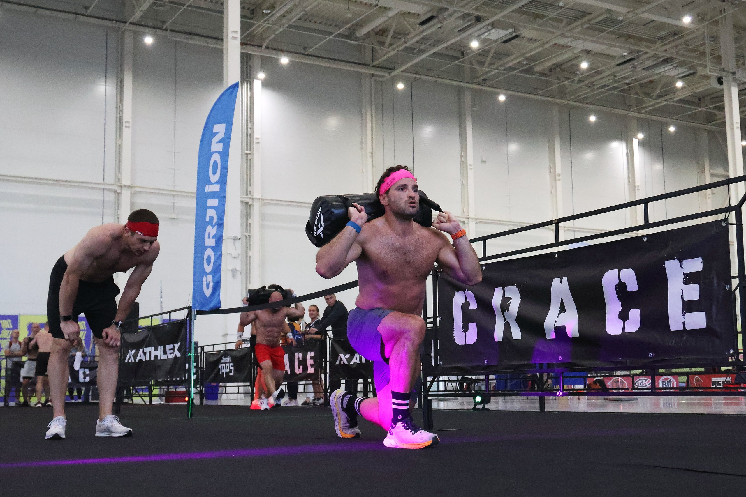 Кроссфит гонка CRACE Крейс. Выпады