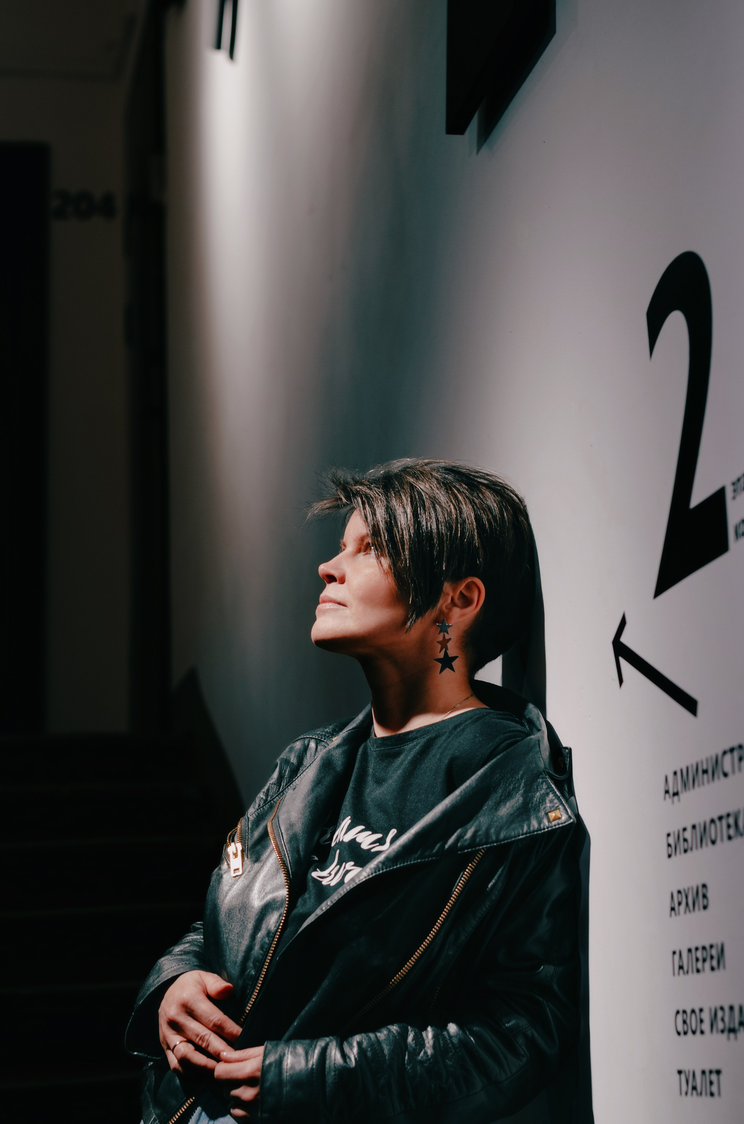 Фотопрогулка с Л. в ее новом образе. Портретный и репортажный фотограф в Санкт-Петербурге Варвара Жукова