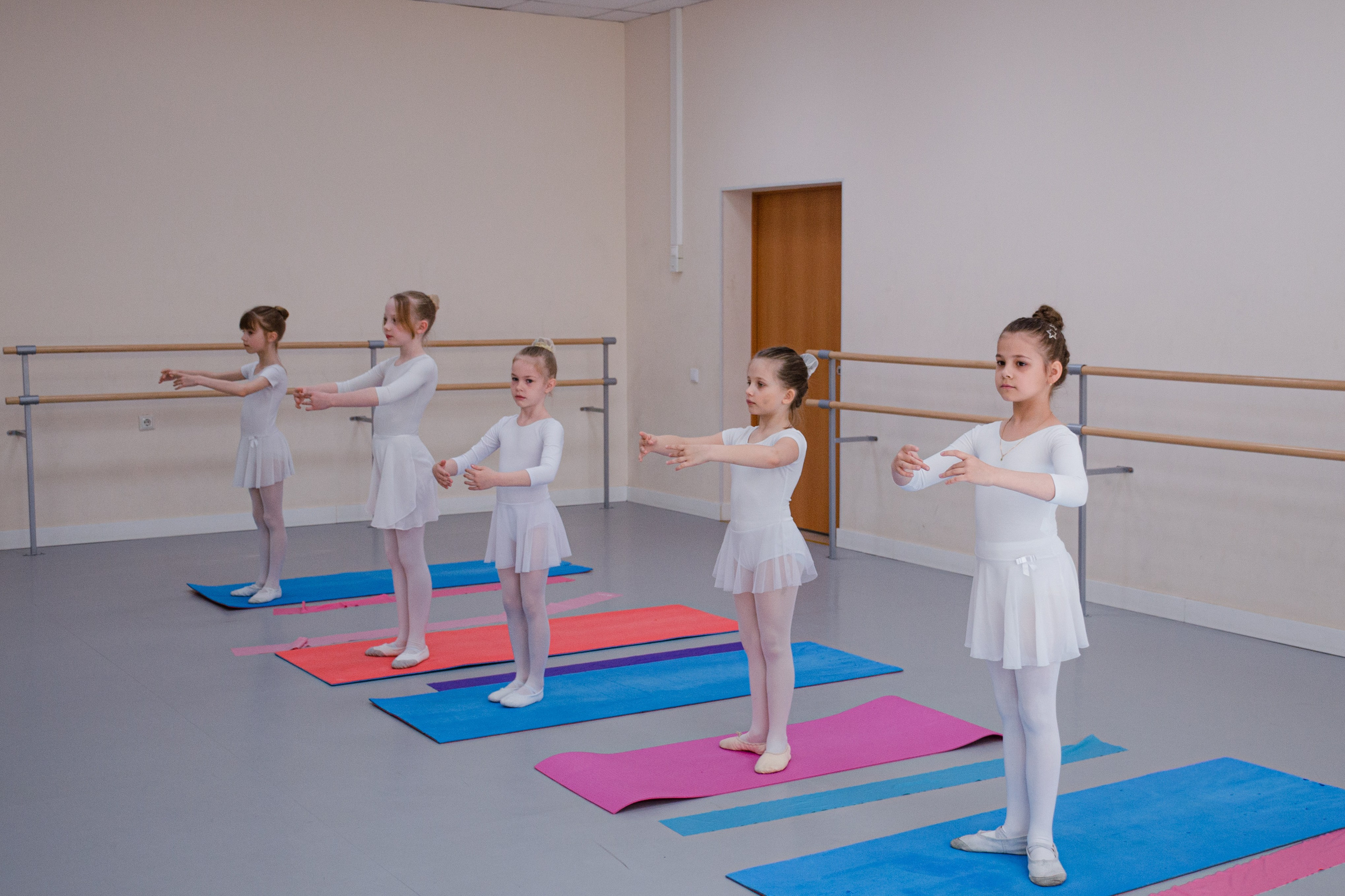 Балет, танец (концерты, уроки, репетиции, закулисье танцующих детей и взрослых). Портретный и репортажный фотограф в Санкт-Петербурге Варвара Жукова