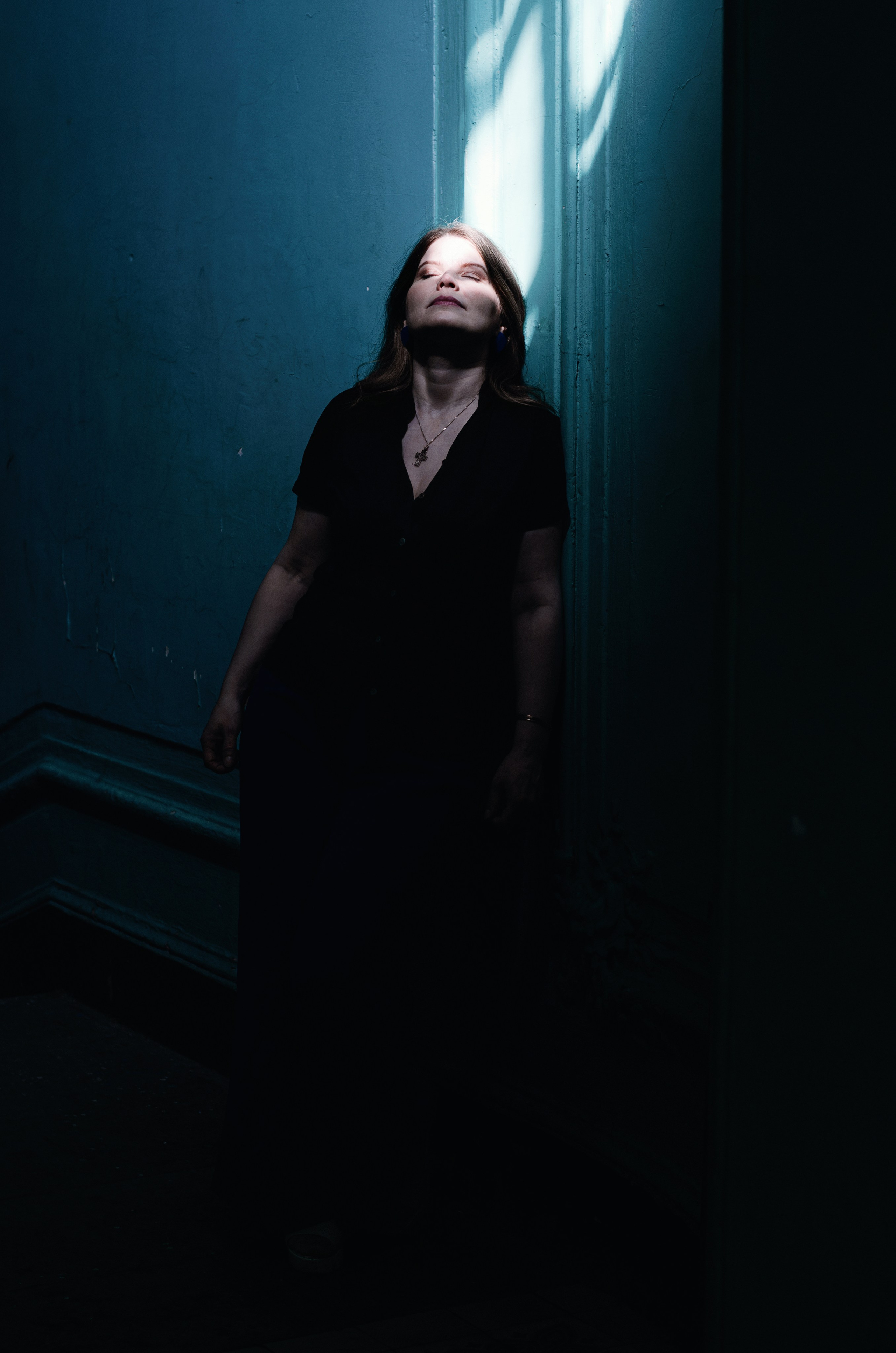 Фотопрогулка по парадным Санкт-Петербурга с Л. Портретный и репортажный фотограф в Санкт-Петербурге Варвара Жукова