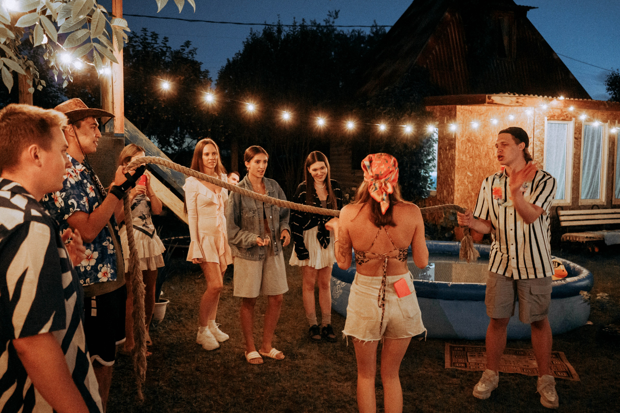 Гавайская вечеринка. Кир Анисин. Режиссер & фотограф