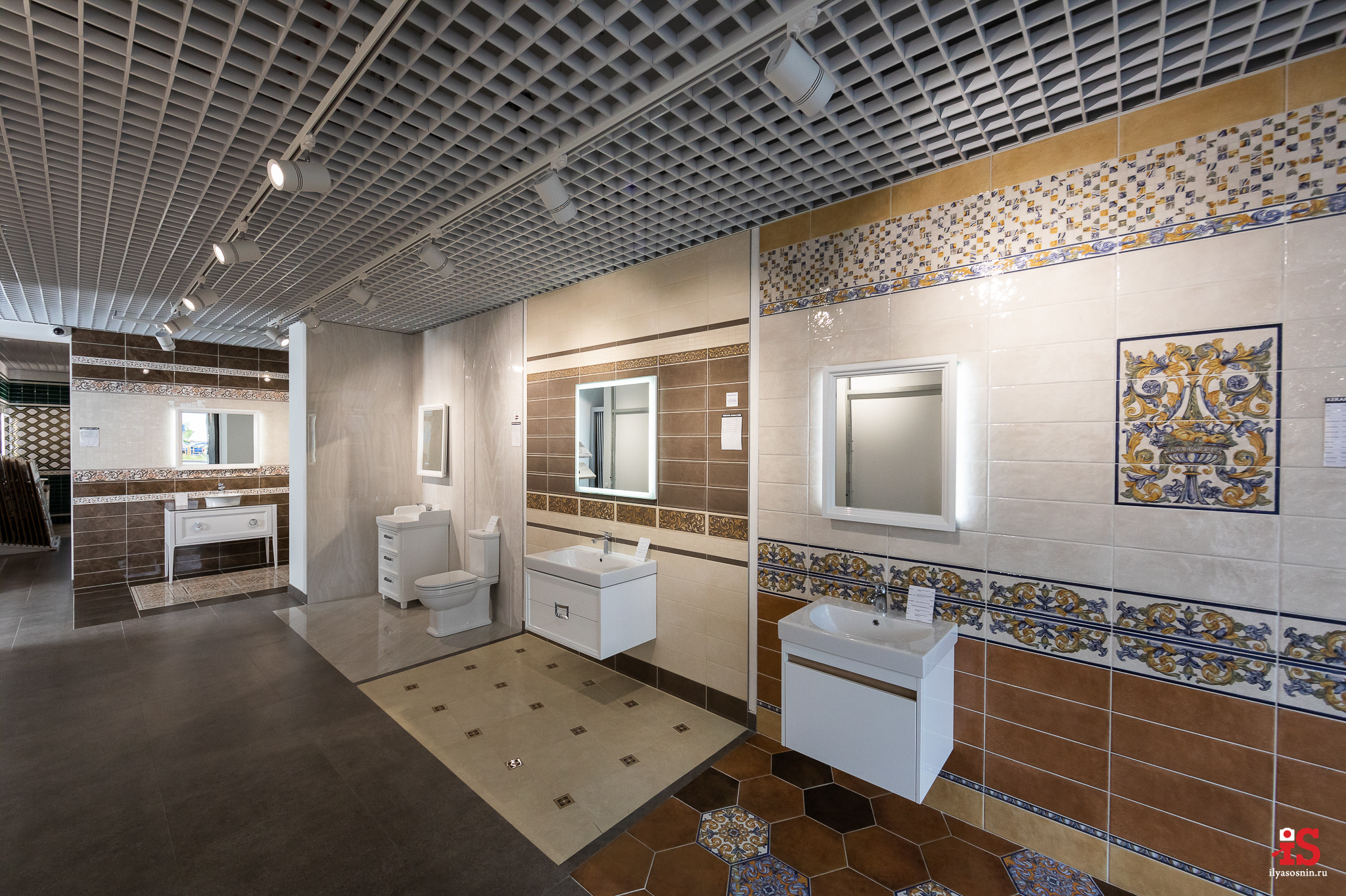 фото для бизнеса, бизнес-фото, бизнес-фотограф, фотоконтент, фото для каталогов, фото для интернет-магазина, фото на сайт, фото товаров, продающие фото товаров, спортивная одежда, каталоги, каталожное фото,