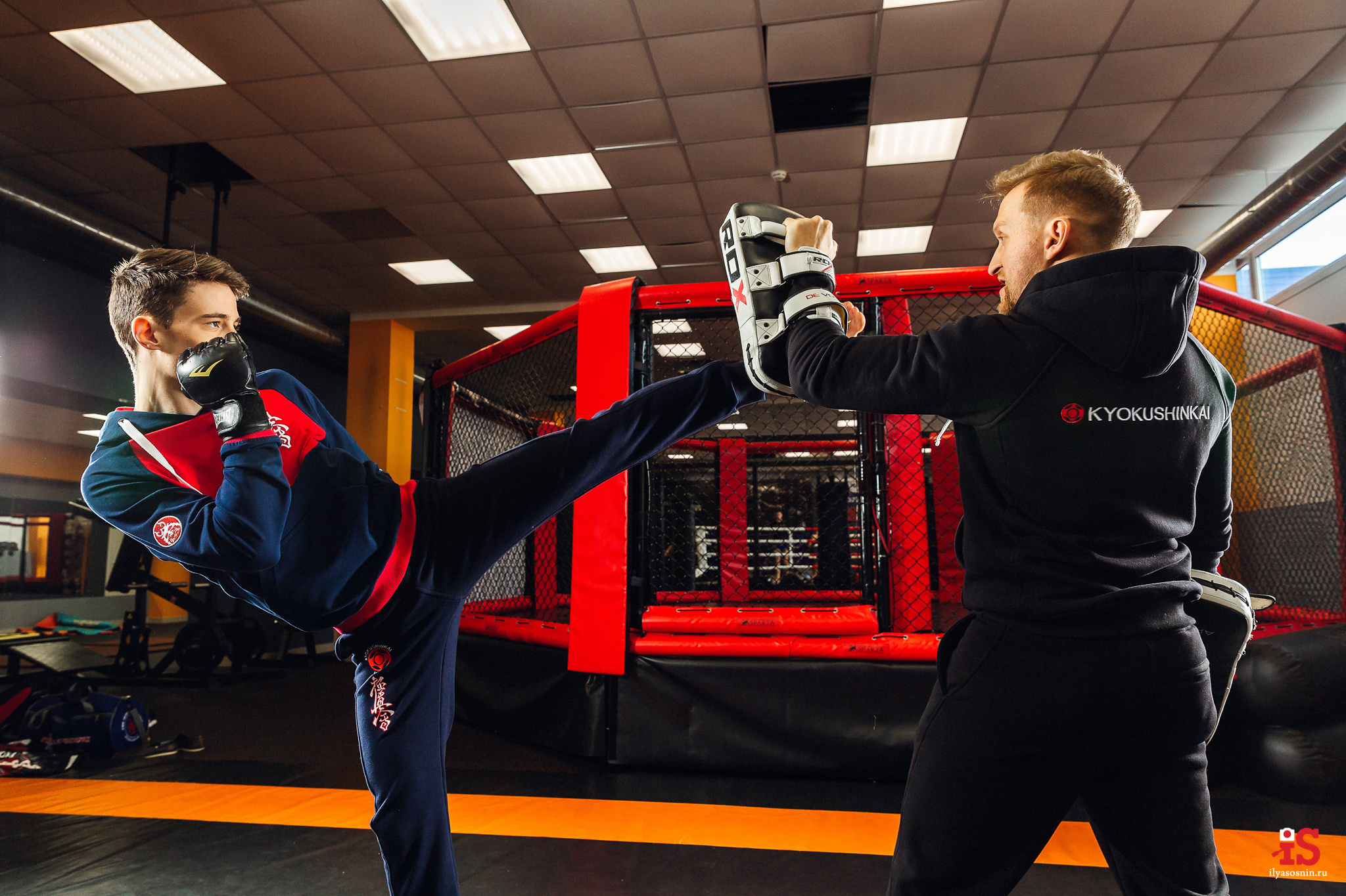 спортивная одежда, kyokushinkan, kyokushinkai, kyokushin_karate, фото экипировки на сайт, фото для бизнеса, бизнес-фото, бизнес-фотограф, фотоконтент, фото для каталогов, фото для интернет-магазина, фото на сайт, фото товаров, продающие фото товаров, спортивная одежда, каталоги, каталожное фото,