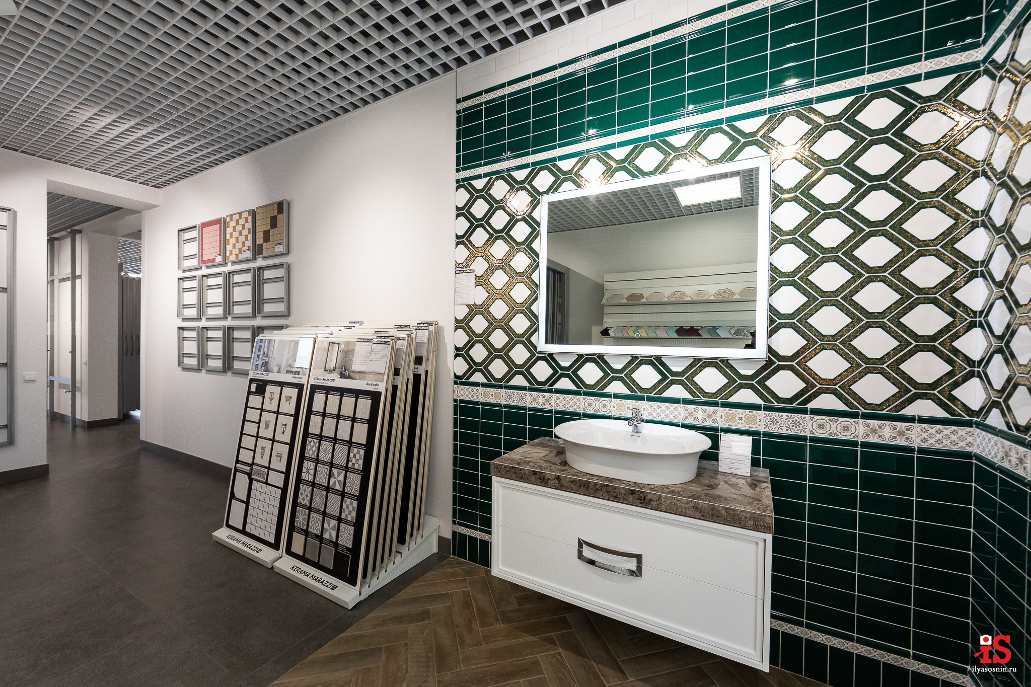 фото для бизнеса, бизнес-фото, бизнес-фотограф, фотоконтент, фото для каталогов, фото для интернет-магазина, фото на сайт, фото товаров, продающие фото товаров, спортивная одежда, каталоги, каталожное фото,