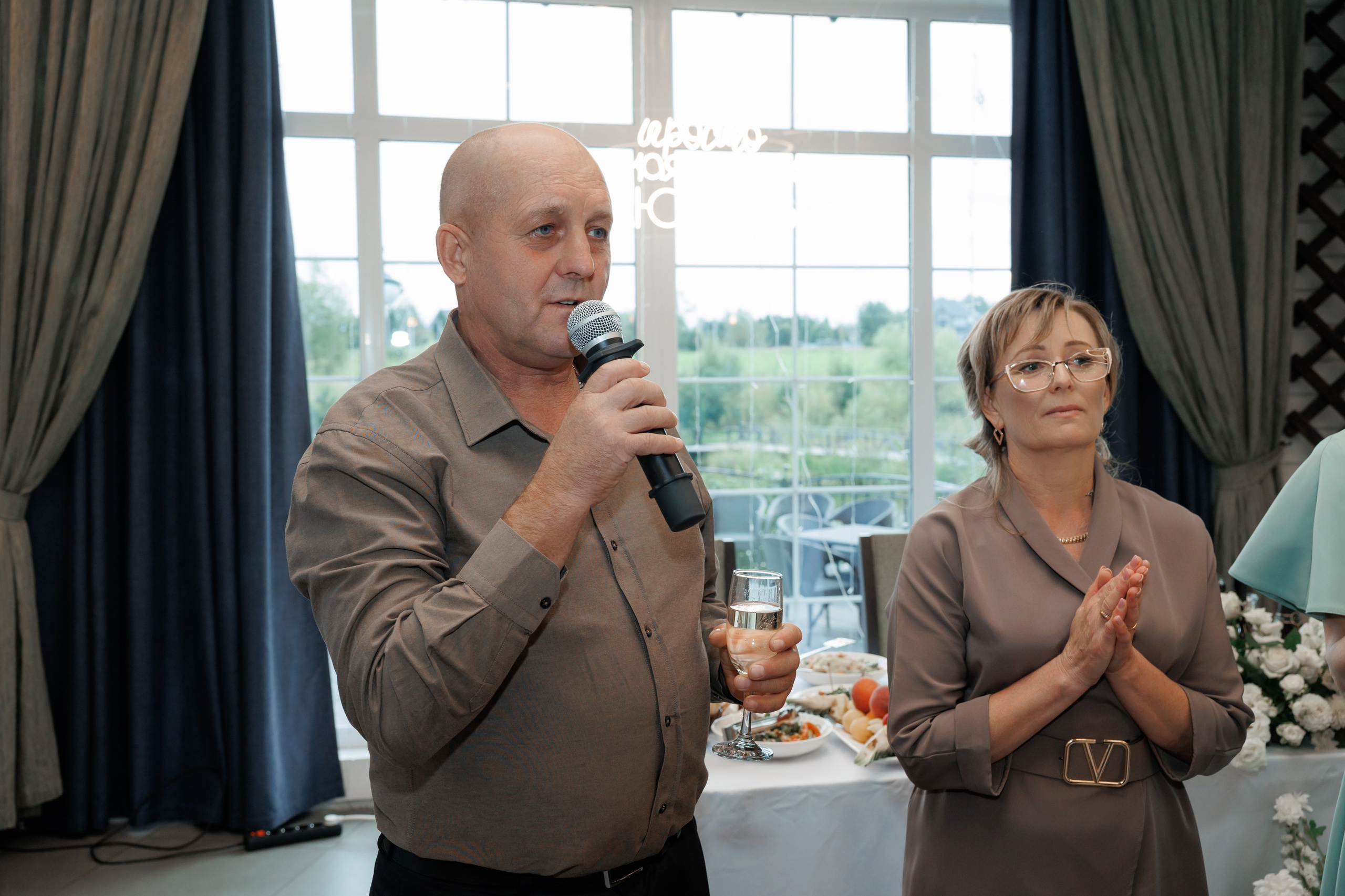 Регистрация в отеле Fish Point, ЗАГС Бутово, прогулка в Остафьево. Свадебный и репортажный фотограф (Москва, Королев и другие)