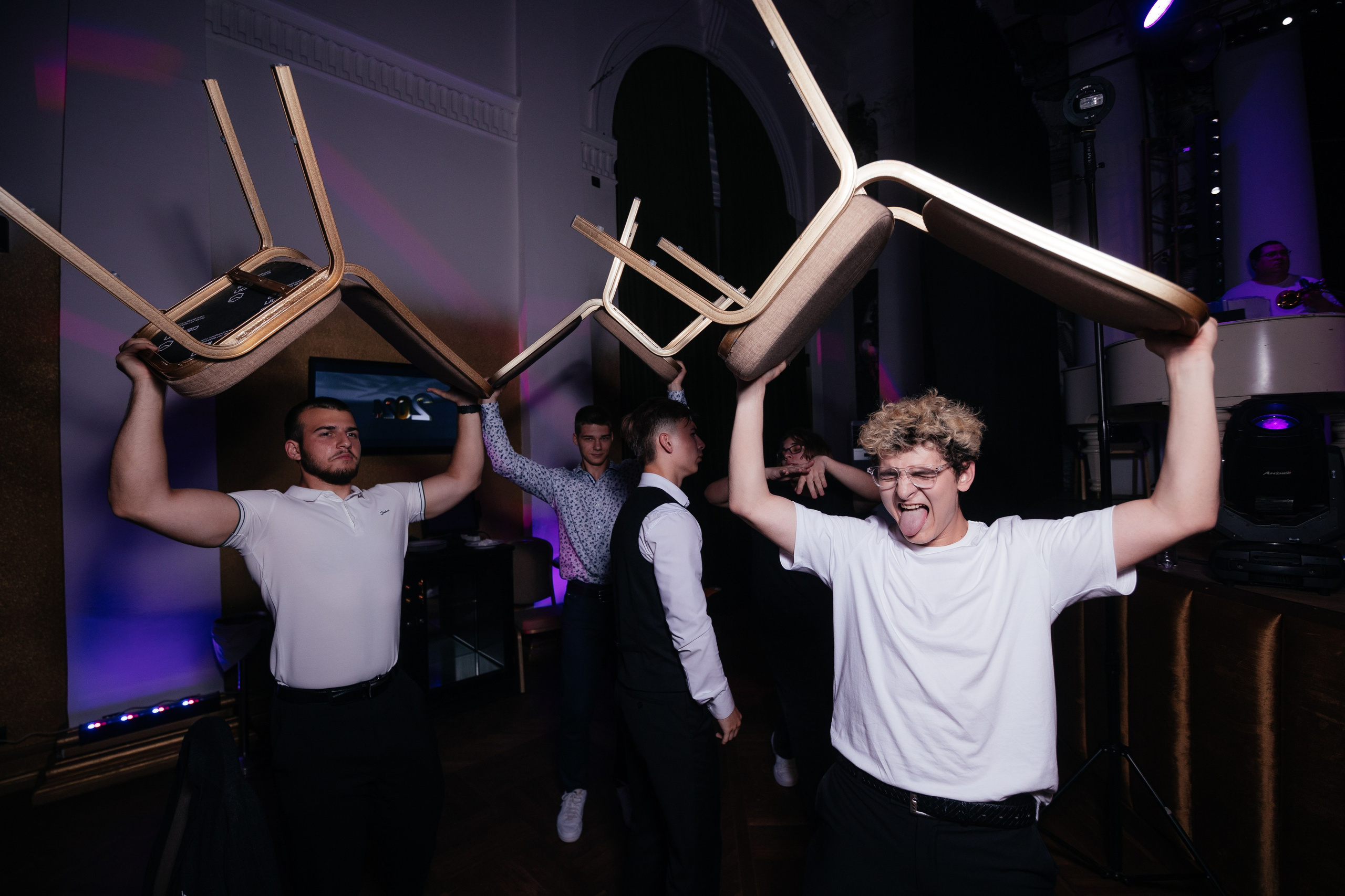 Выпускной 11 класс. Фотограф Крохин Олег