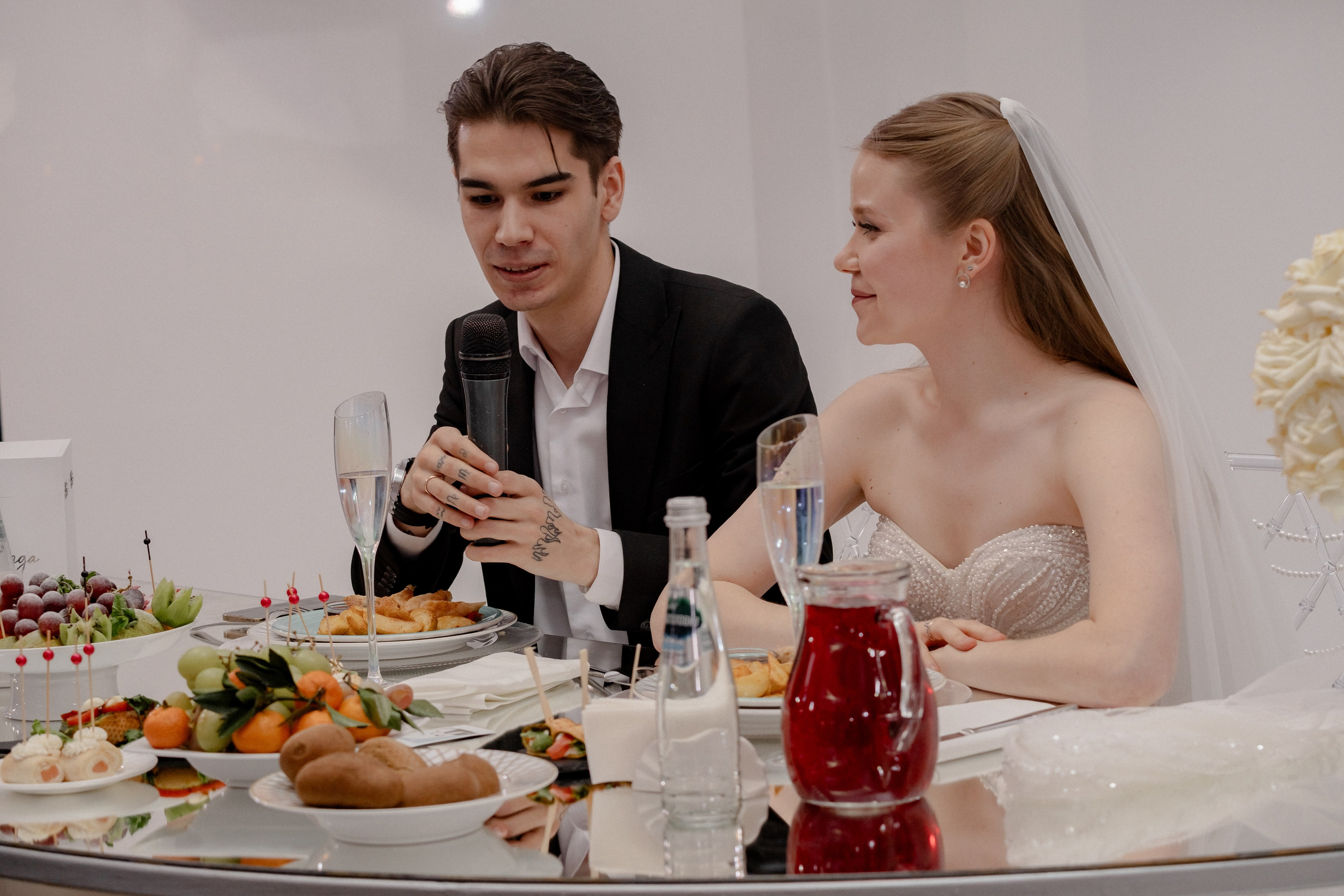 СВАДЕБНЫЙ БАНКЕТ (СНЯТО В СИБИРЕ В НИЖНЕВАРТОВСКЕ). Профессиональный фотограф, Санкт-Петербург — Виктория Богомолова