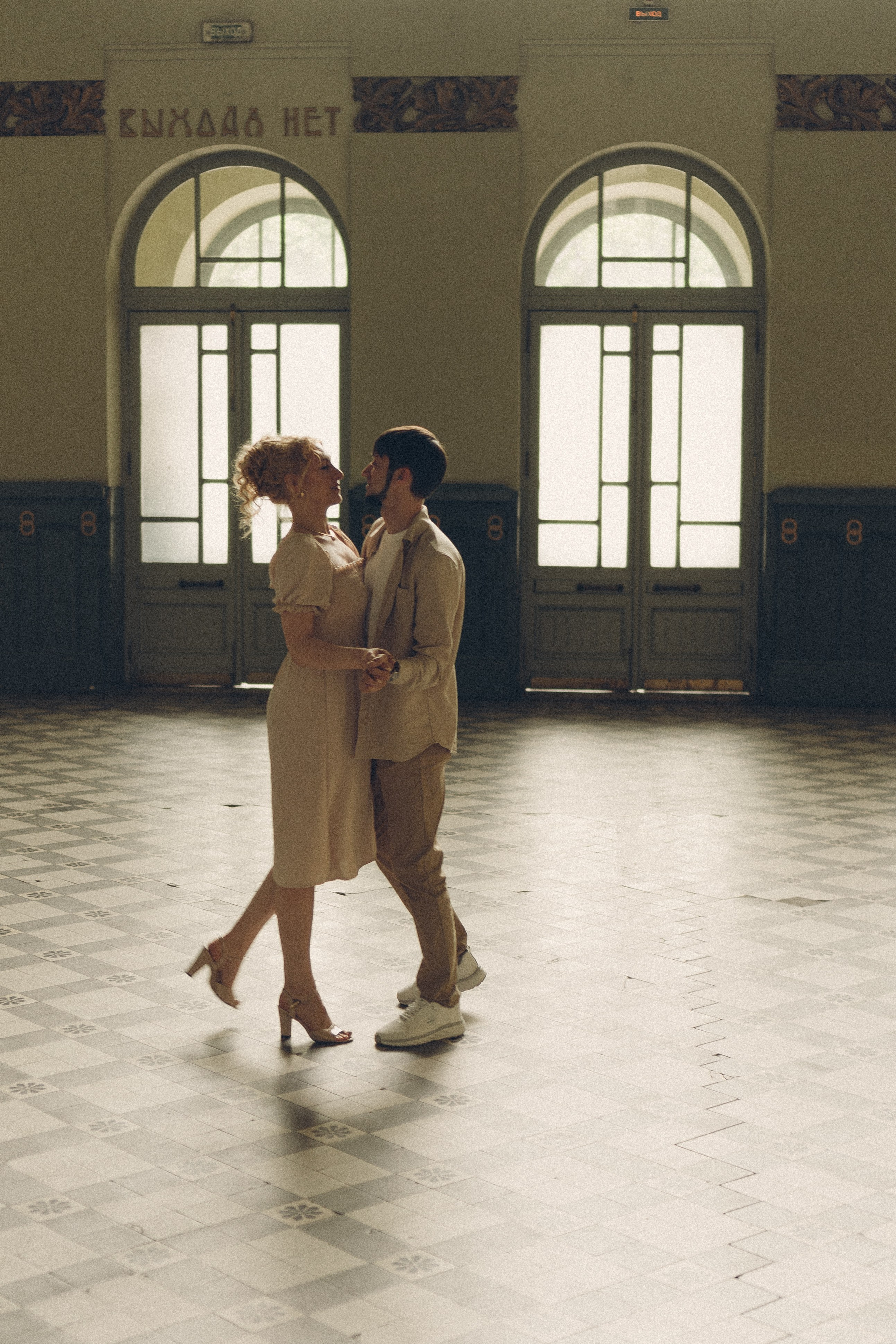 ПРОГУЛКА НА ВИТЕБСКОМ ВОКЗАЛЕ. Профессиональный фотограф, Санкт-Петербург — Виктория Богомолова