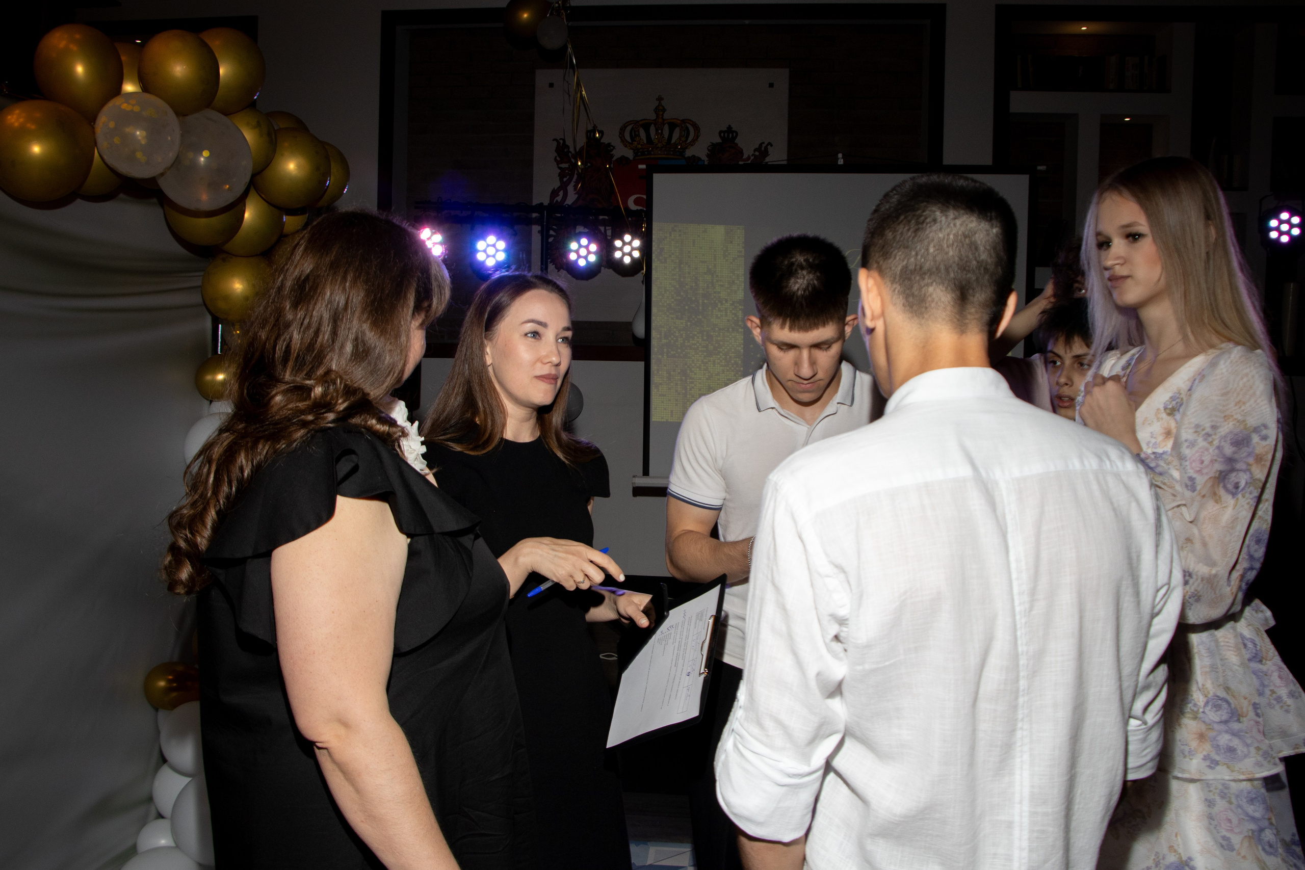 Выпускной 9 класс. Фотограф Лысенко Полина