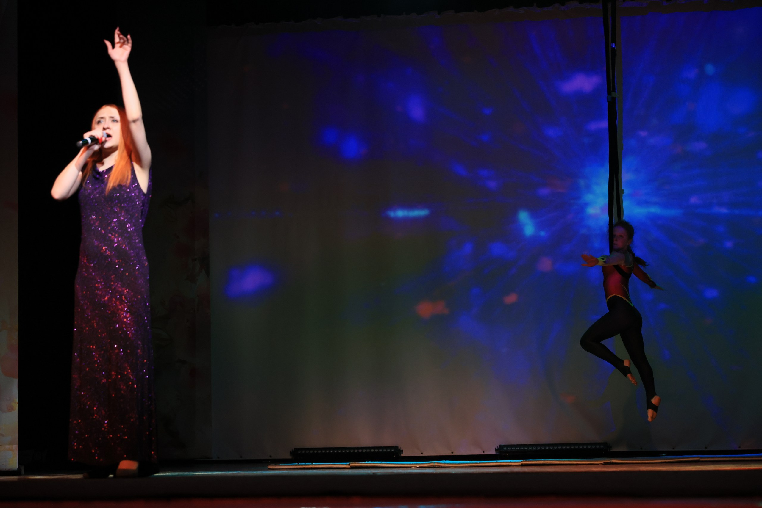 Концерт к 8 Марта в ДК «Металлург» г. Тула. Фотограф в Туле Крупский АнДРей. Фотостудия «КАДР71» в Туле