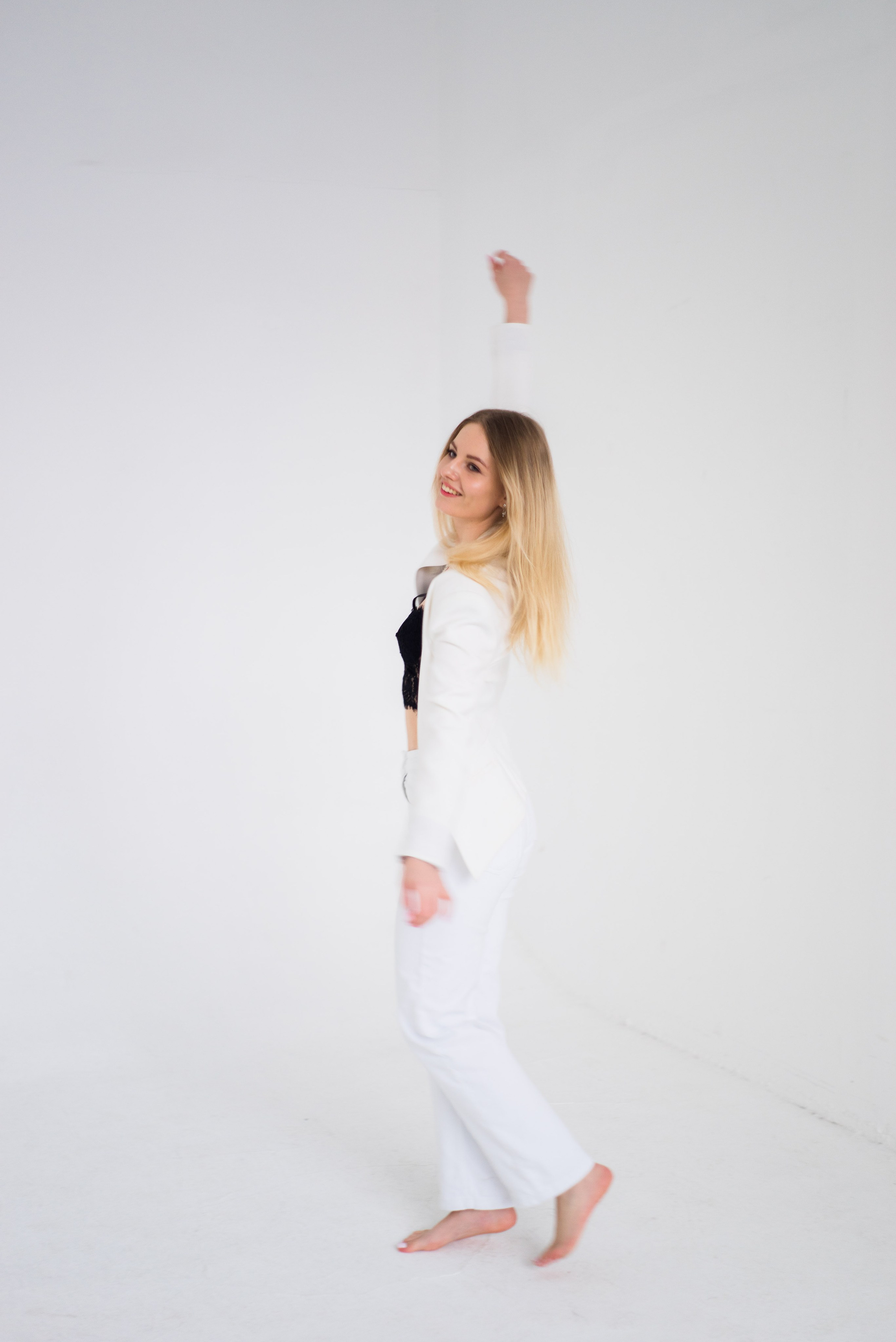 Лёгкая студийная фотосессия. Портреты студия Москва. Модельные тесты. Lovestory студия в Москве. Женсий фотограф