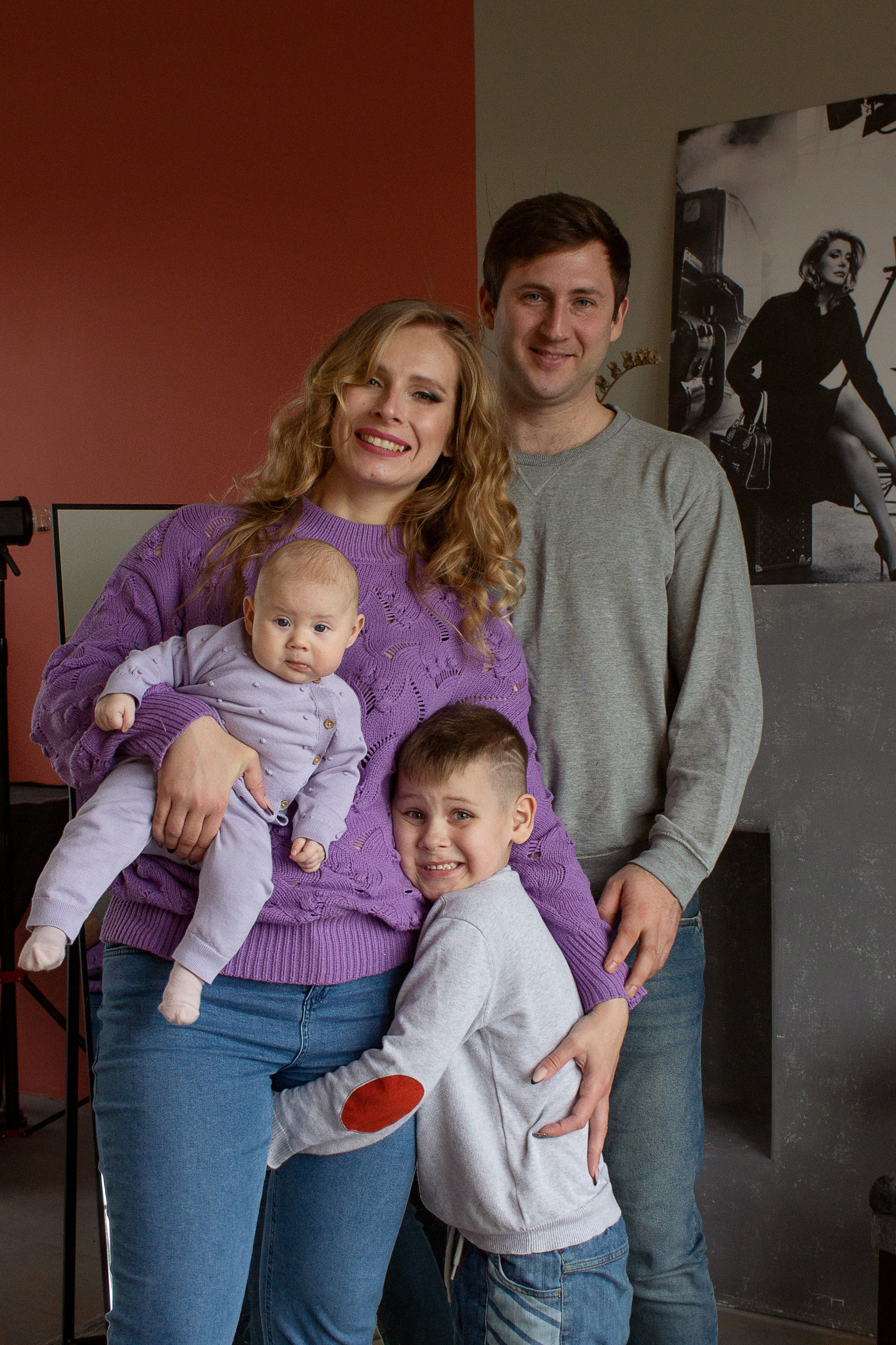 Роман с Натальей и детьми, студия «Моя». Семейный и детский фотограф в г. Севастополь Екатерина Солдатова