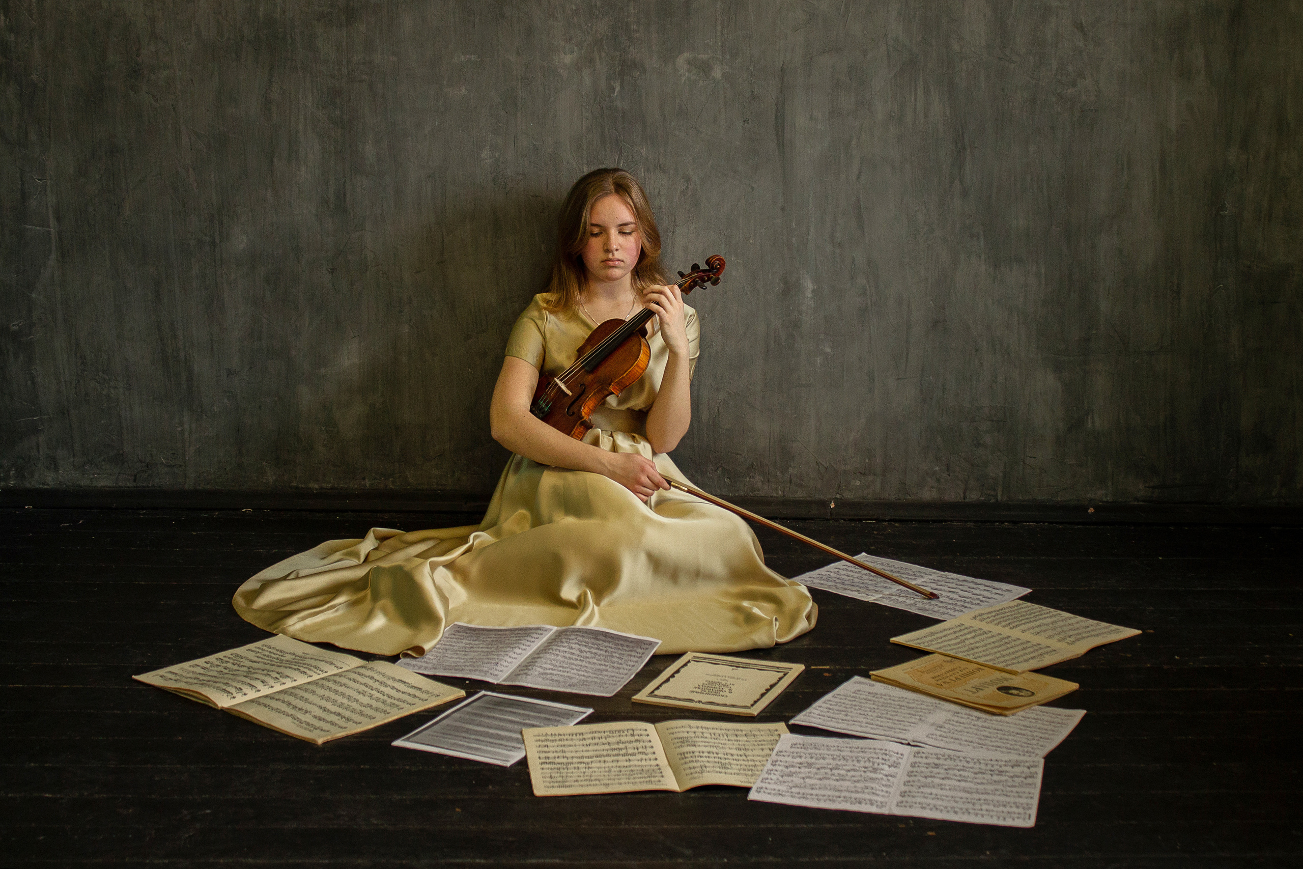 Дарина, роман со скрипкой, фотостудия СКС. Семейный и детский фотограф в г. Севастополь Екатерина Солдатова
