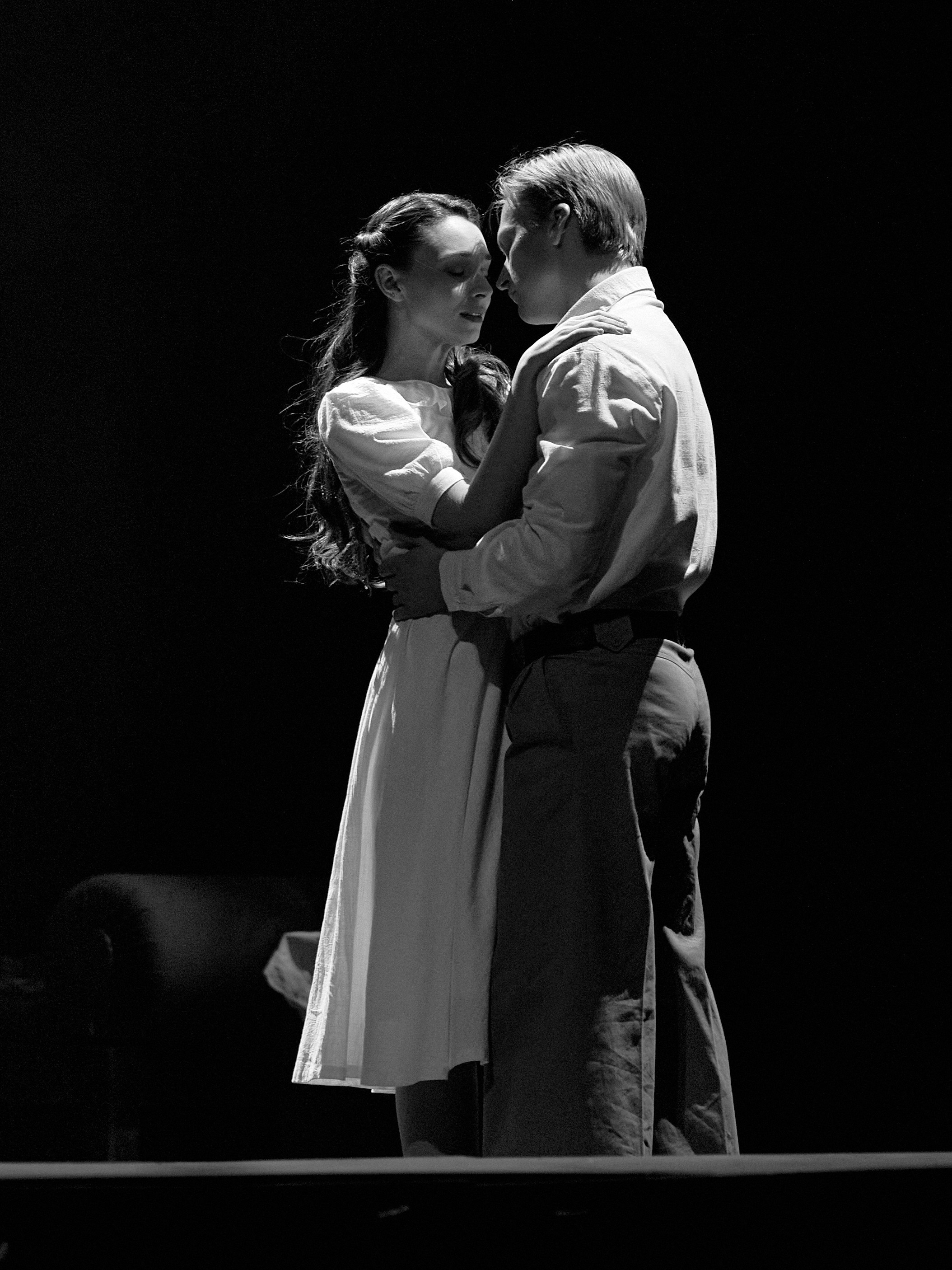 Летят журавли. Фотограф Юлия Маринина