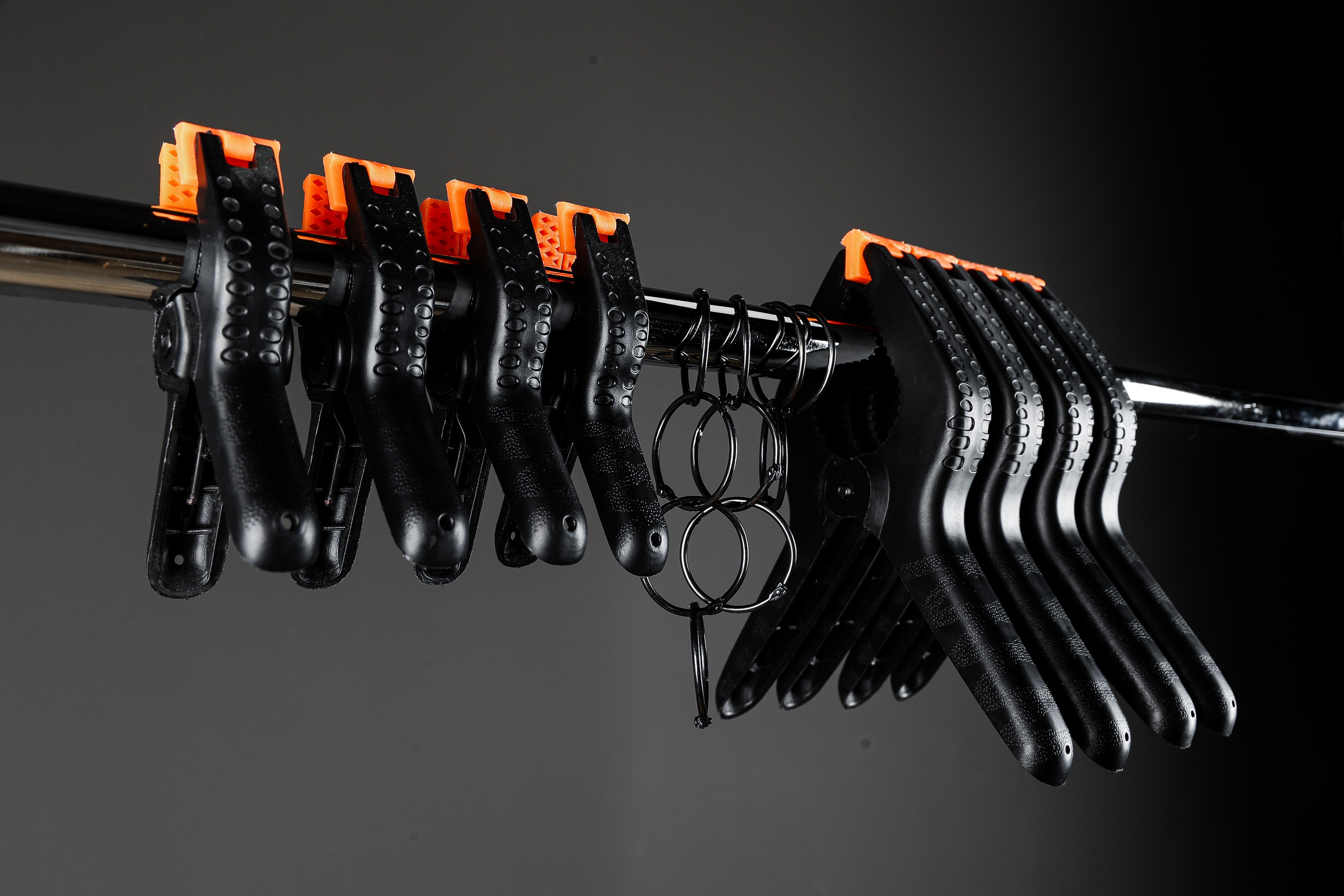 Вешалки.Подвесы