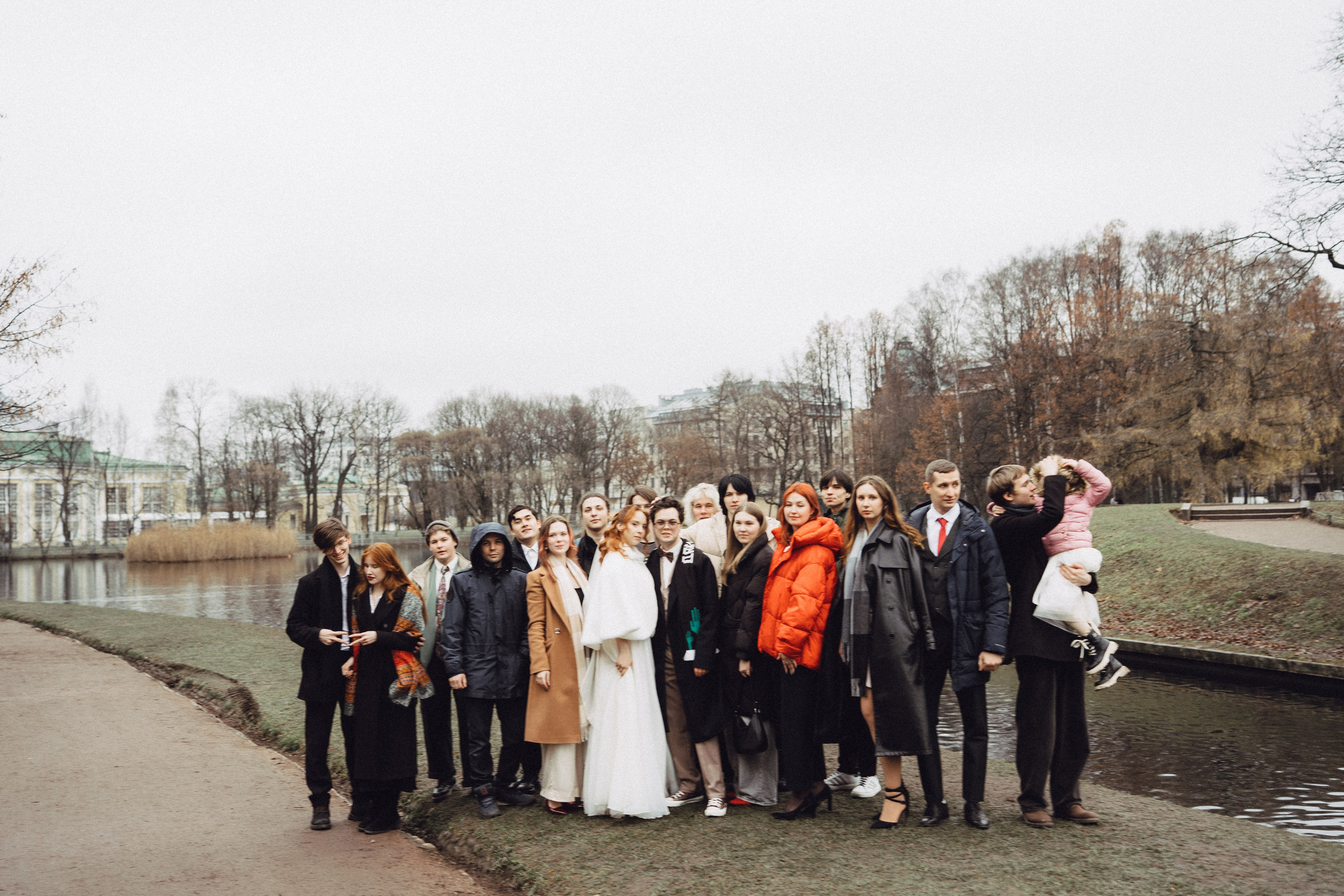 СВАДЕБНАЯ СЬЕМКА ВО ВТОРОМ ДВОРЦЕ С ГОСТЯМИ И ПРОГУЛКА В ТАВРИЧЕСКОМ САДУ. Профессиональный фотограф, Санкт-Петербург — Виктория Богомолова