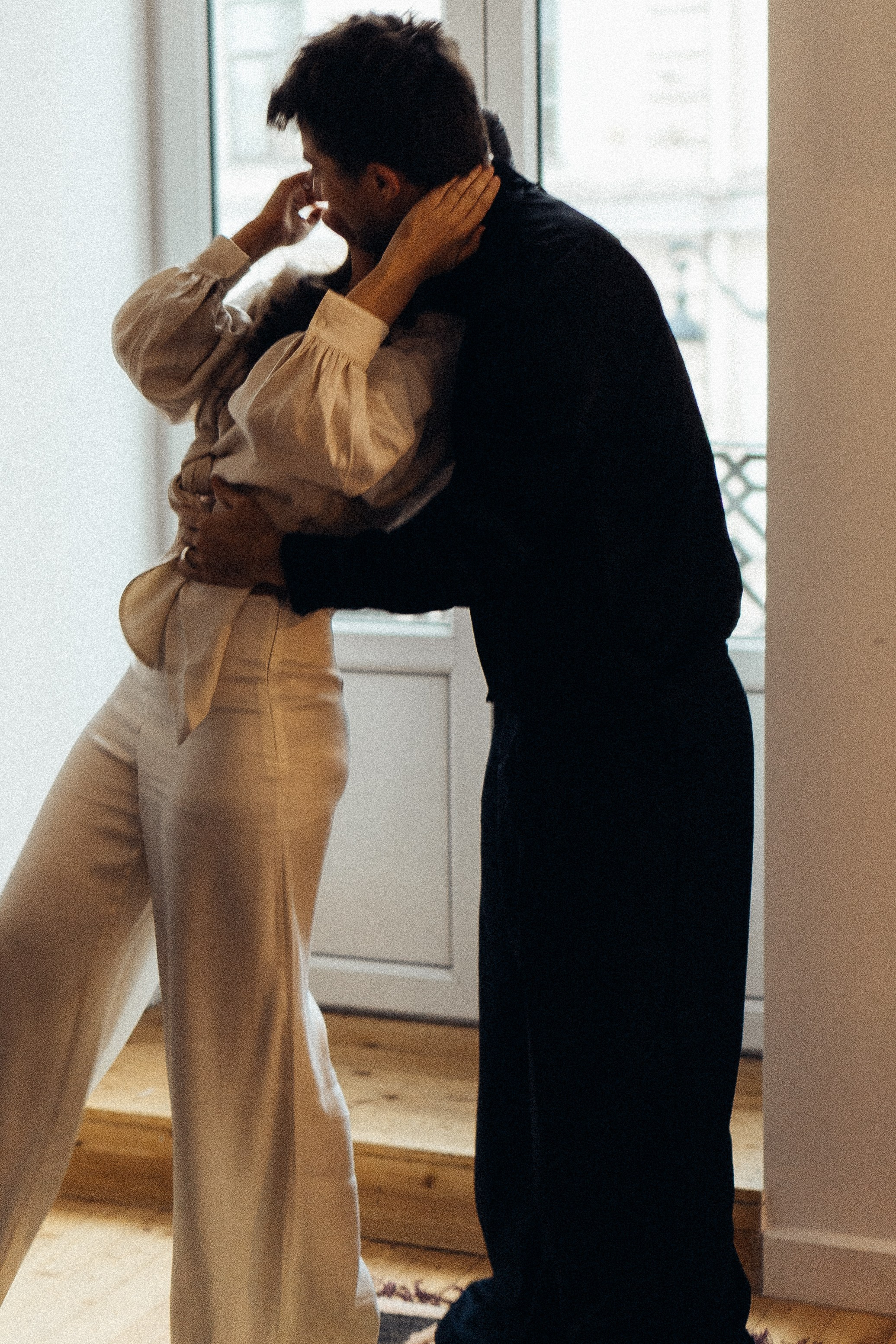 УТРО ЖЕНИХА И НЕВЕСТЫ В ПИТЕРСКОЙ КВАРТИРЕ И СЬЕМКА С СВАДЕБНЫХ ОБРАЗАХ. Профессиональный фотограф, Санкт-Петербург — Виктория Богомолова