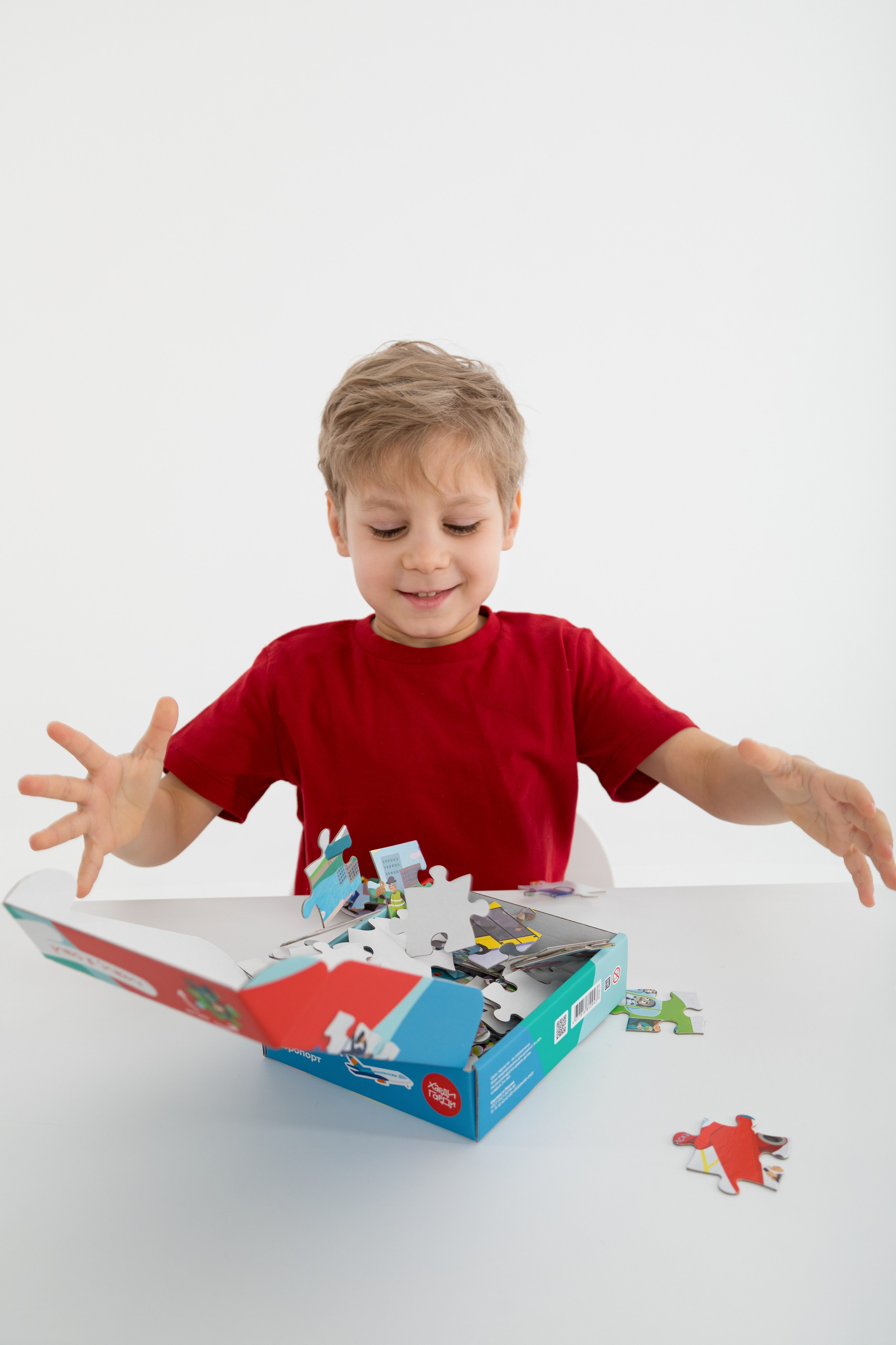 Съемка в циклораме для Харди Гарди. Детский и контент фотограф Надя Волкова Санкт-Петербург