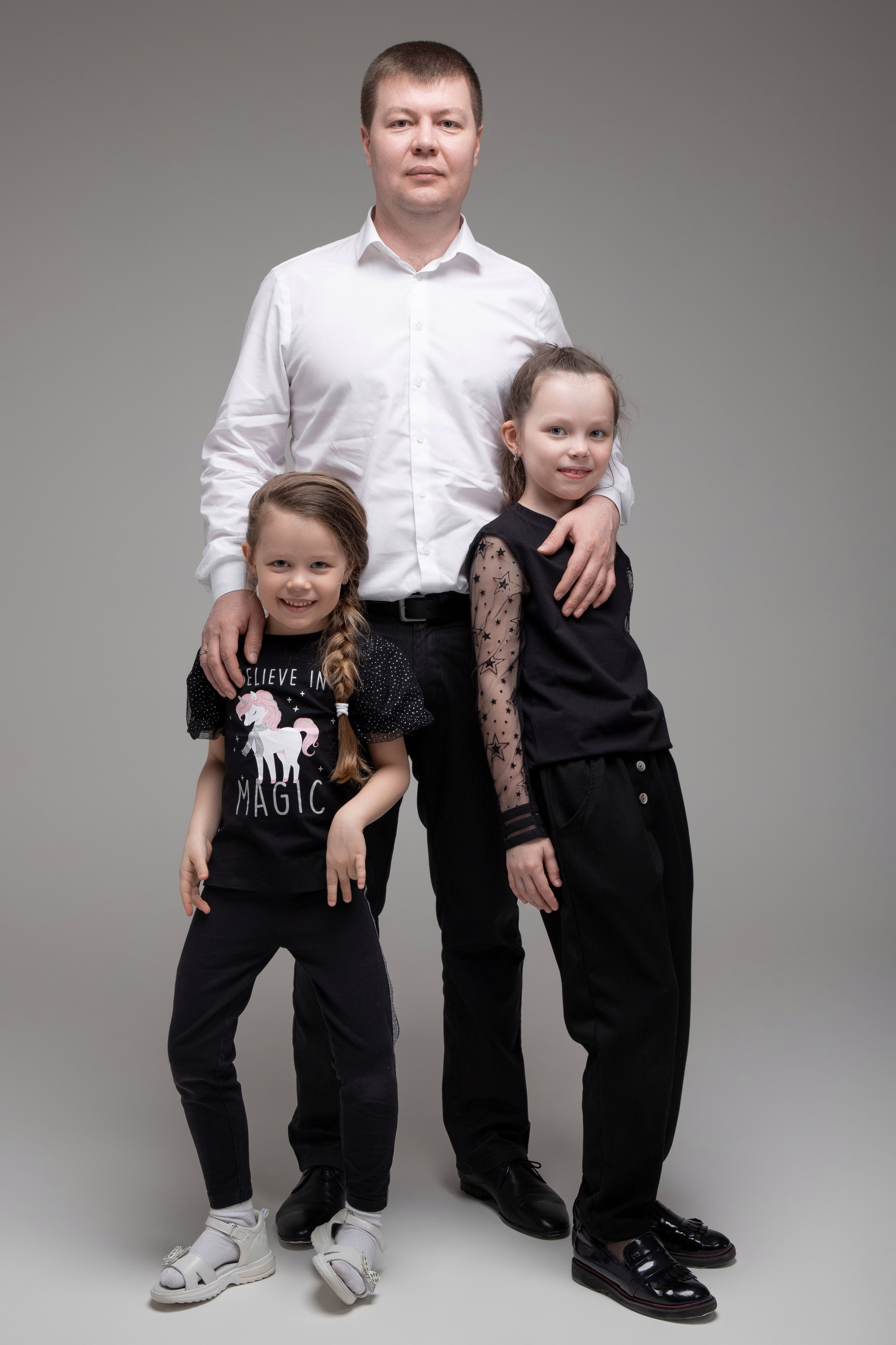 Алексей, Елена, Кристина и Арина. Фотограф Денис Лесковский (Тюмень)