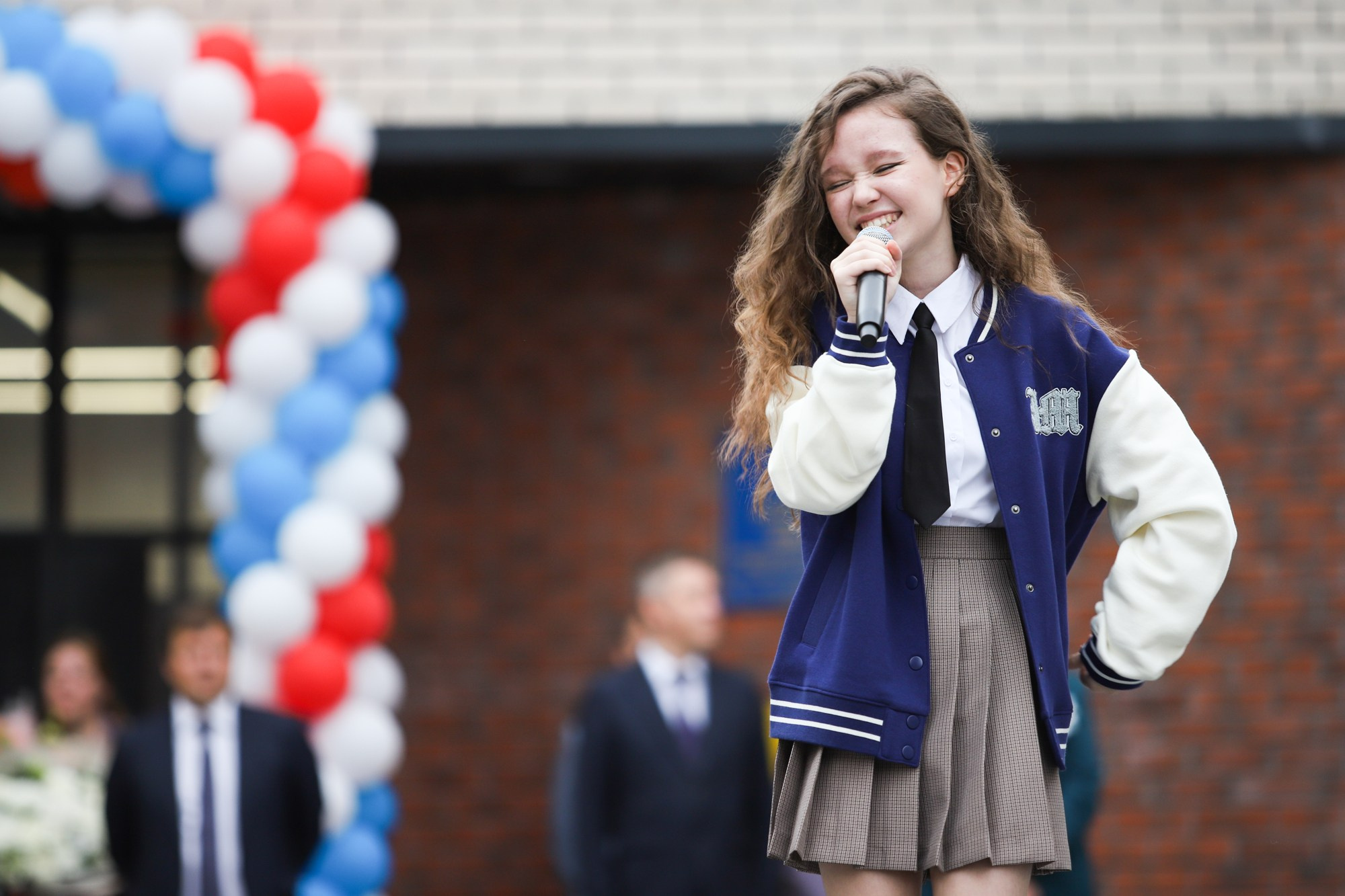 1 сентября в школе № 104. Фотограф Дарья Попова