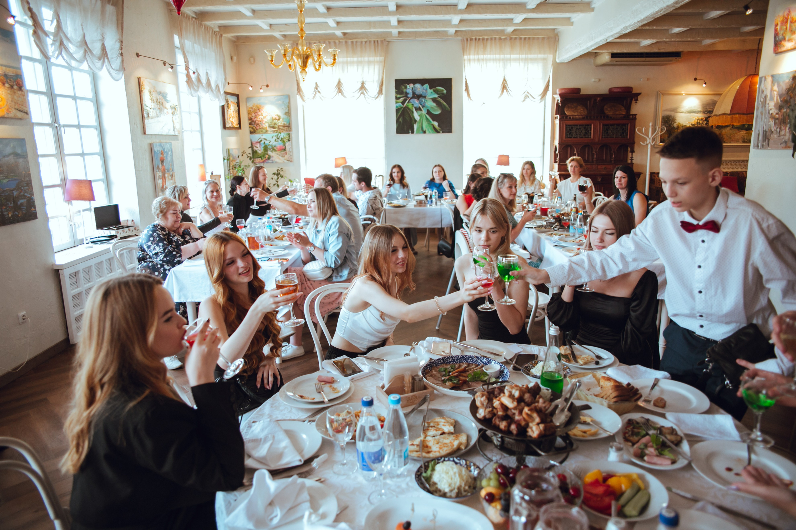 Выпускной в Пушкине — 9 класс. Портретный и репортажный фотограф в Санкт-Петербурге Елизавета Я