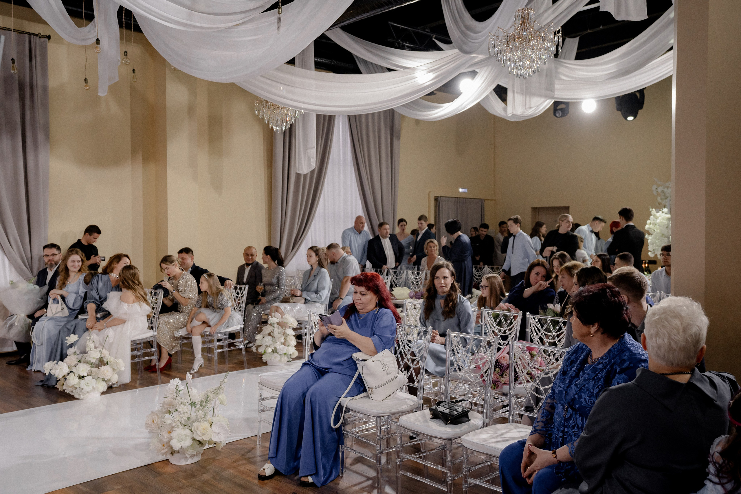 СВАДЕБНАЯ СЬЕМКА СБОРОВ В ОТЕЛЕ И ВЫЕЗД НА ЦЕРЕМОНИЮ (СНЯТО В СИБИРЕ В НИЖНЕВАРТОВСКЕ). Профессиональный фотограф, Санкт-Петербург — Виктория Богомолова