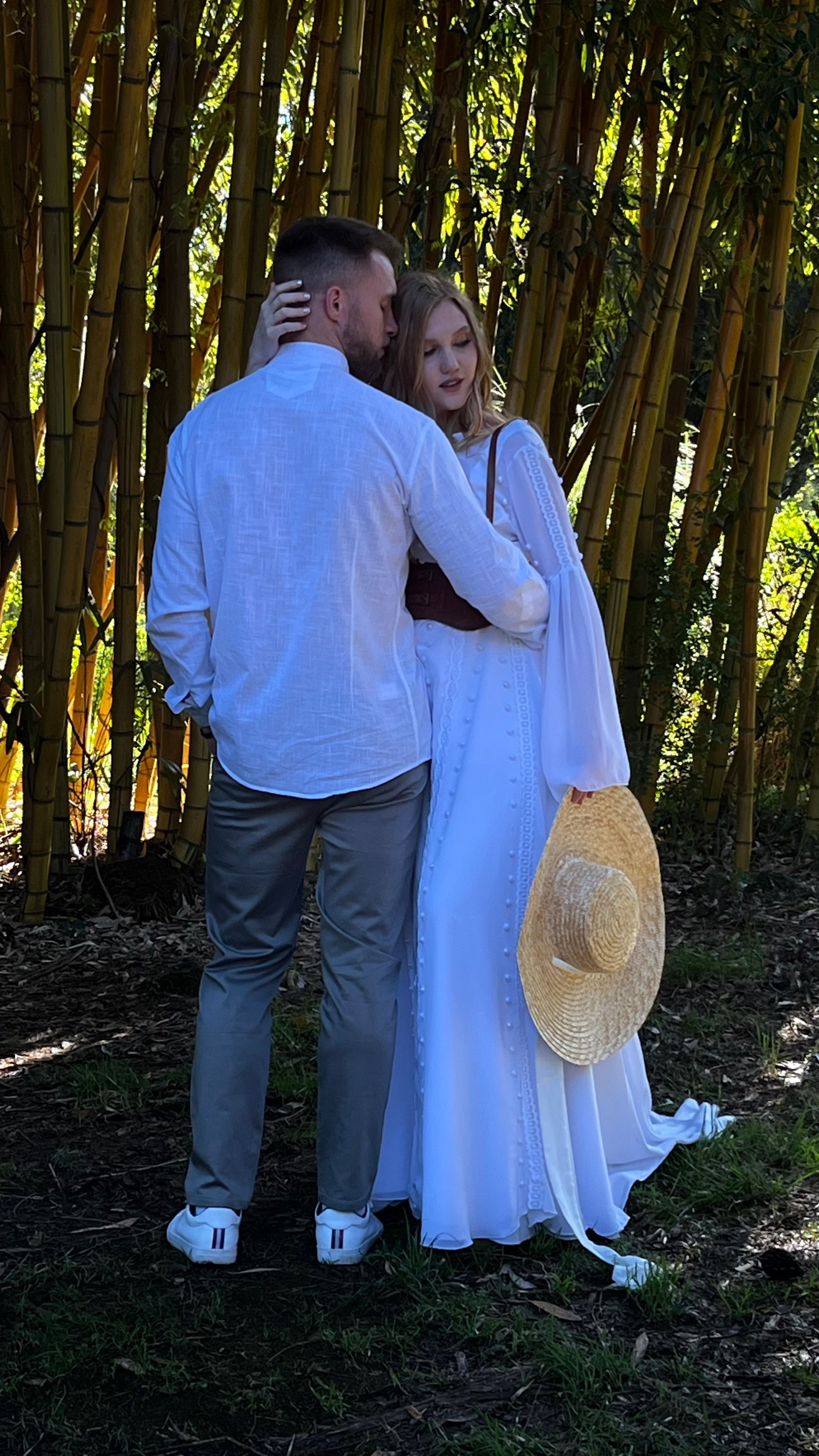 Лавстори фотосессия в парке. Софья и Сергей. Портретный и лавстори фотограф в Стерлитамаке Альбина Шарт