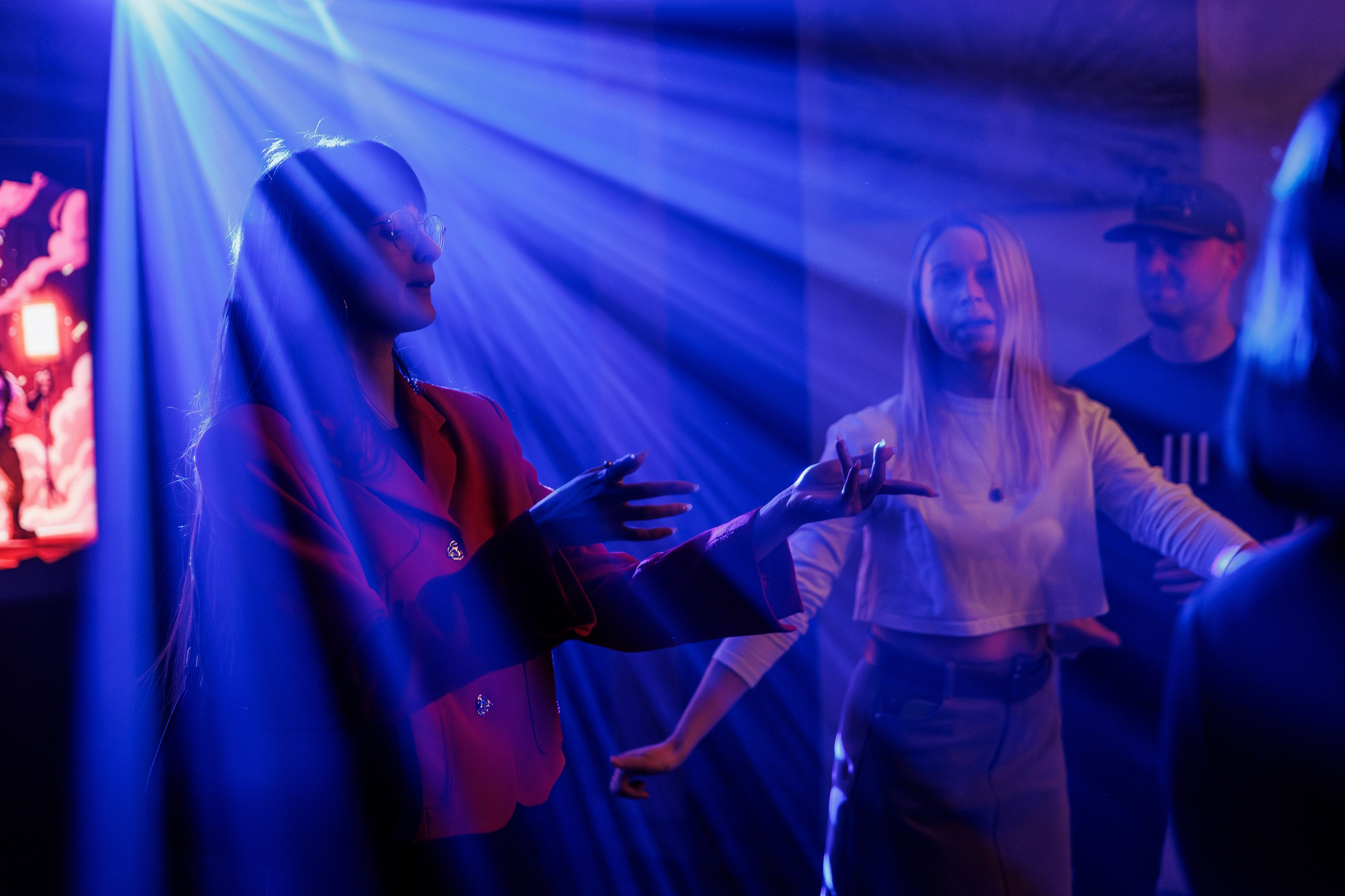 Creators. ILIAS BLACK — Фотограф свадеб и мероприятий в Минске и Беларуси