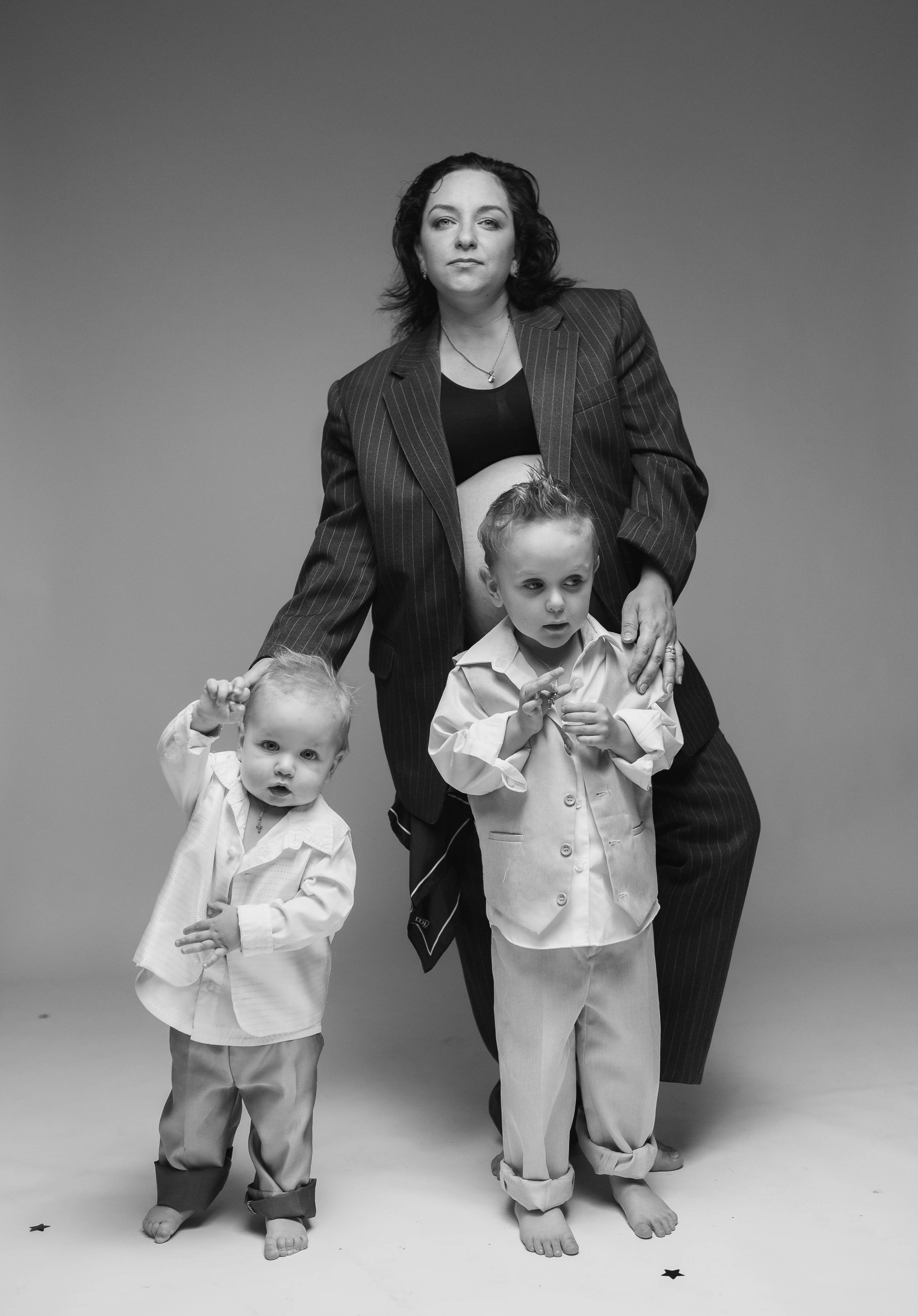 Вика с мальчиками. Фотограф Котова Валентина