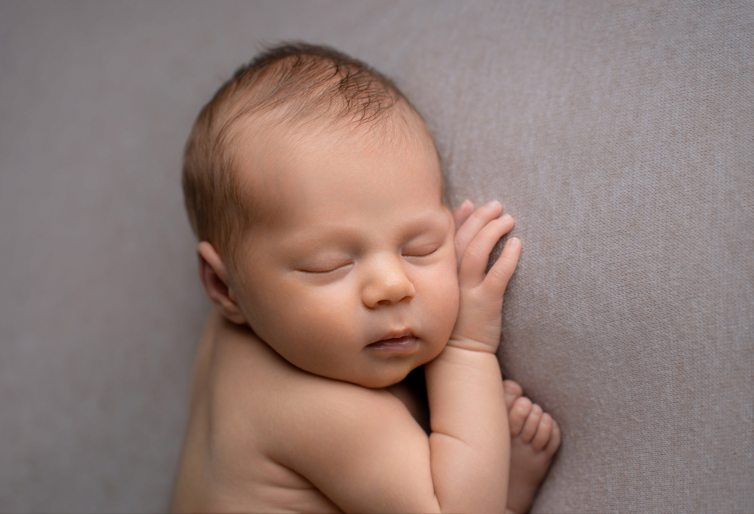 Ньюборн. Фотограф новорожденных Оренбург и свадебный фотограф Оренбург