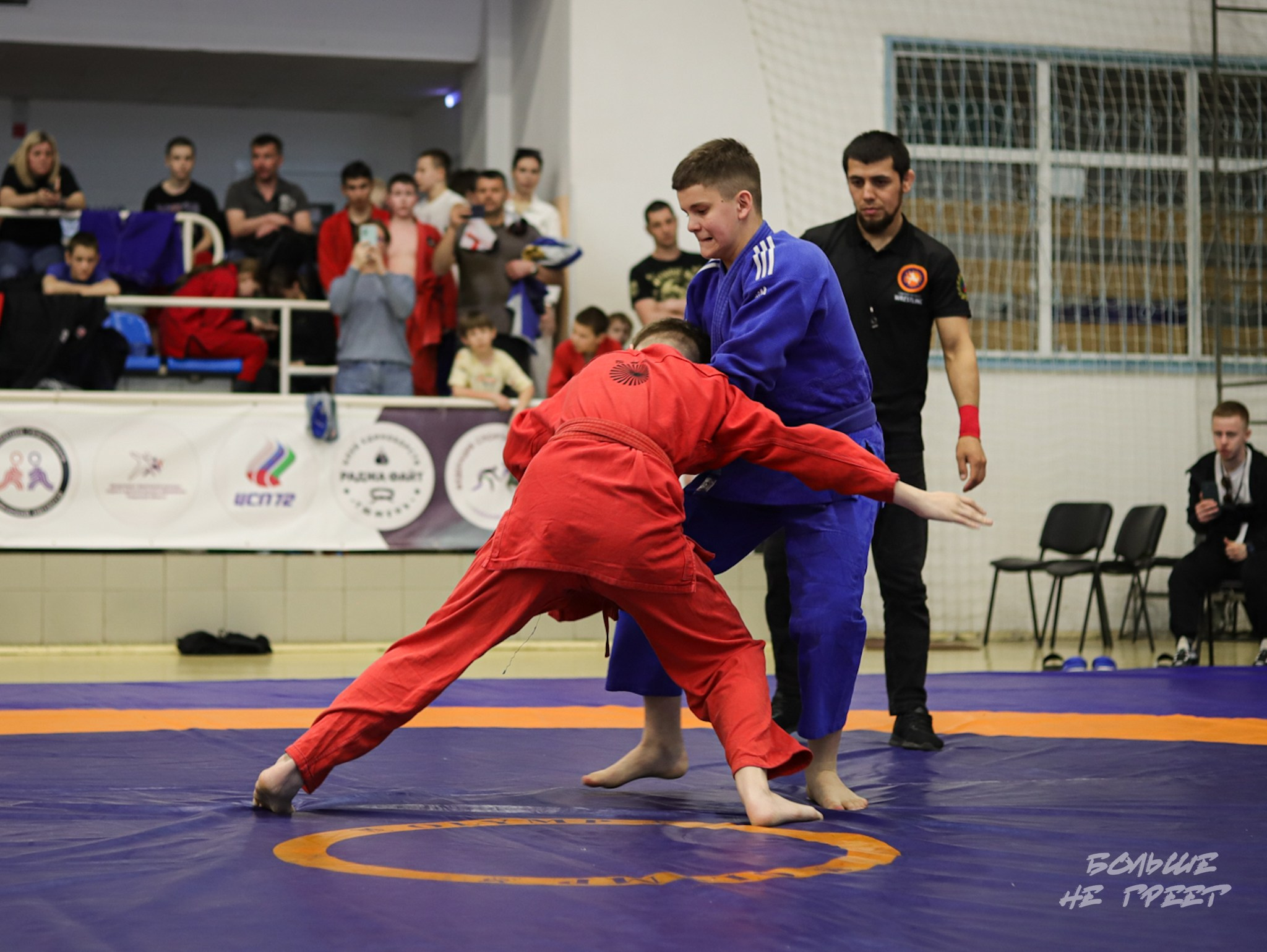 ПЕРВЕНСТВО УРФО ПО СПОРТИВНОЙ БОРЬБЕ ГРЭППЛИНГ И ГРЭППЛИНГ-ГИ. Больше не греет