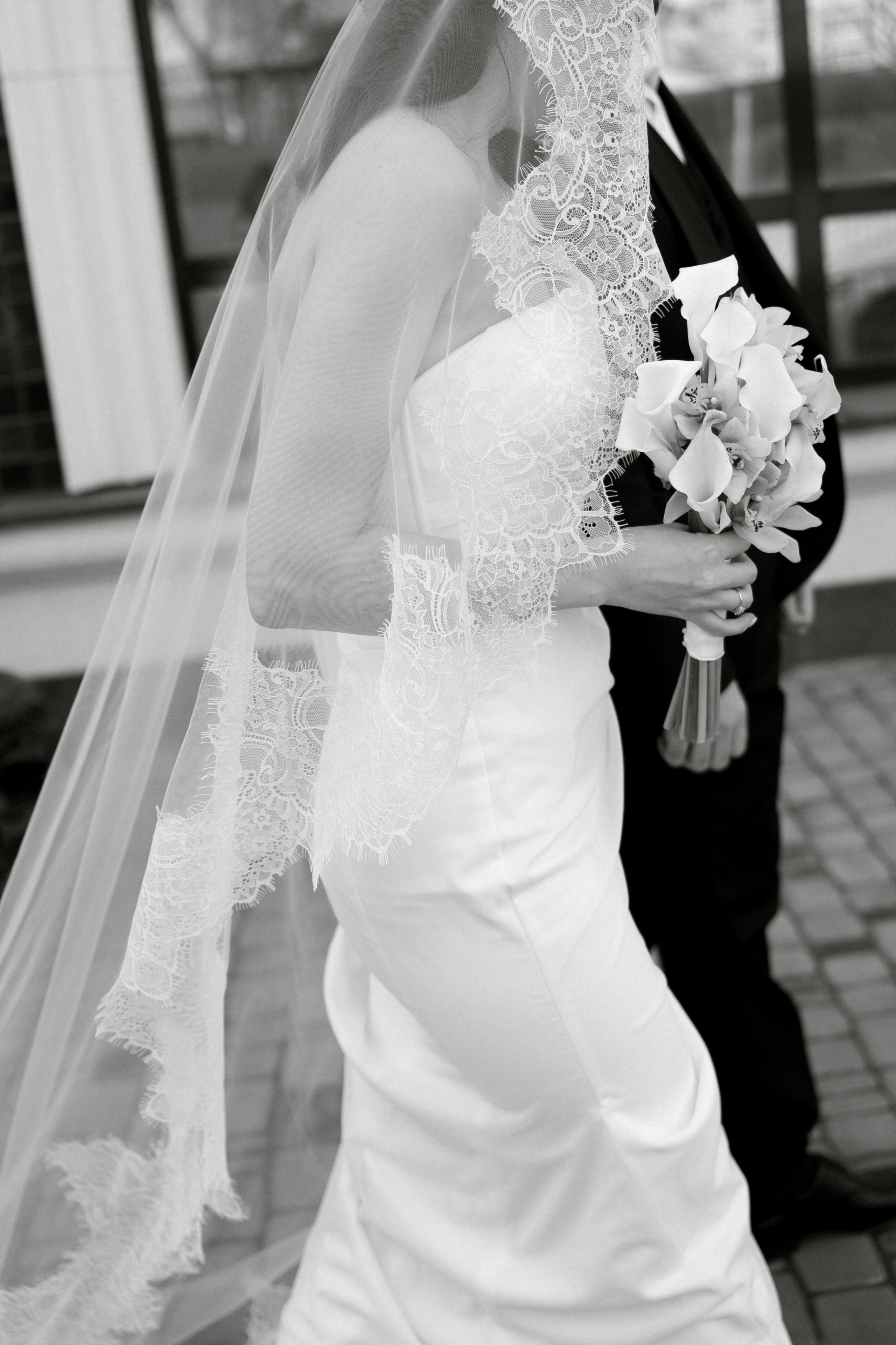 17|04|26. On Emotions агентство