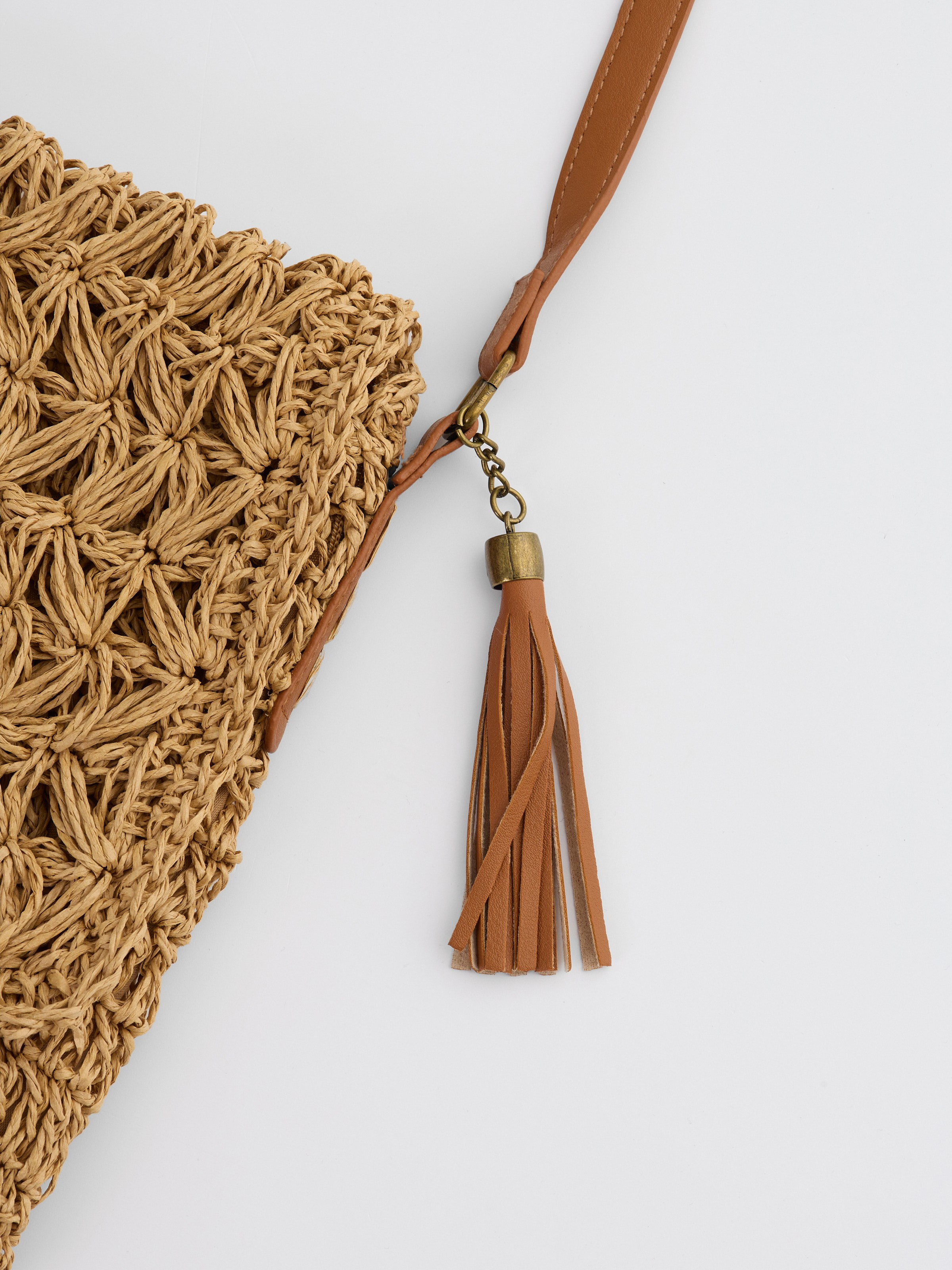 Каталожные фото одежды, сборные съемки для маркетплейсов Вайлдберриз, Новосибирск. Съемка фото и видео для маркетплейсов Вайлдберриз, Озон в Новосибирске